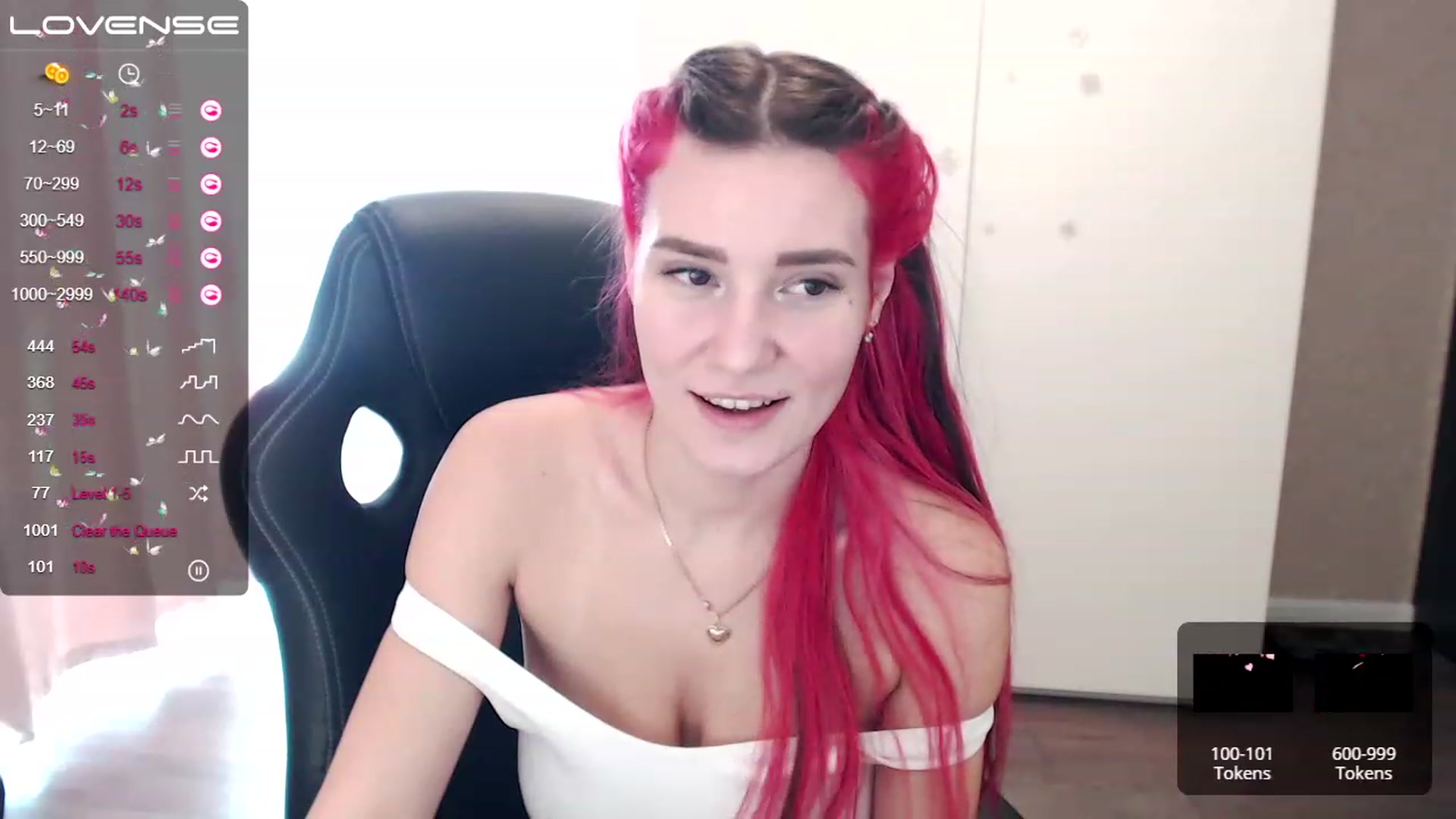 Gallery image thumbnail from HollyMollyy's myfreecams stream on, 03/15/2023, 05:20 image 15 of 20