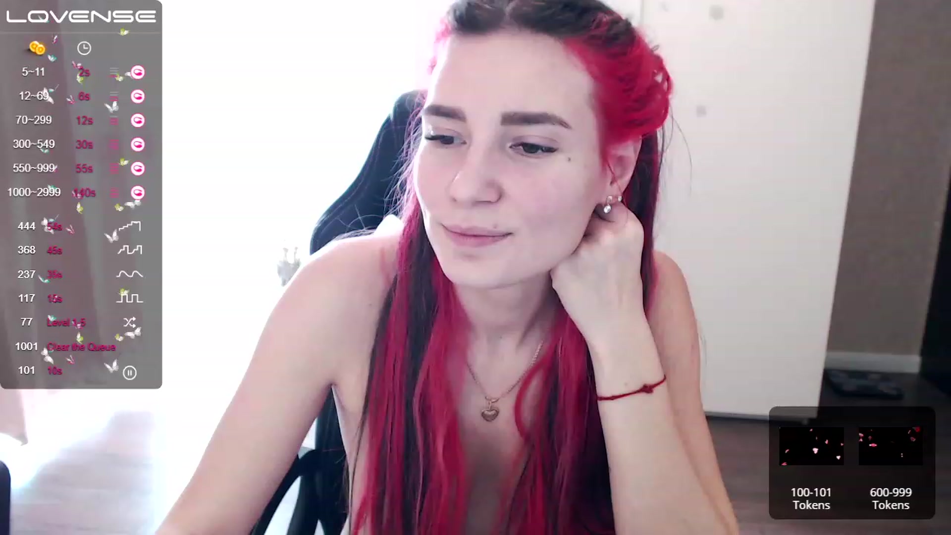 Gallery image thumbnail from HollyMollyy's myfreecams stream on, 03/15/2023, 05:38 image 6 of 20