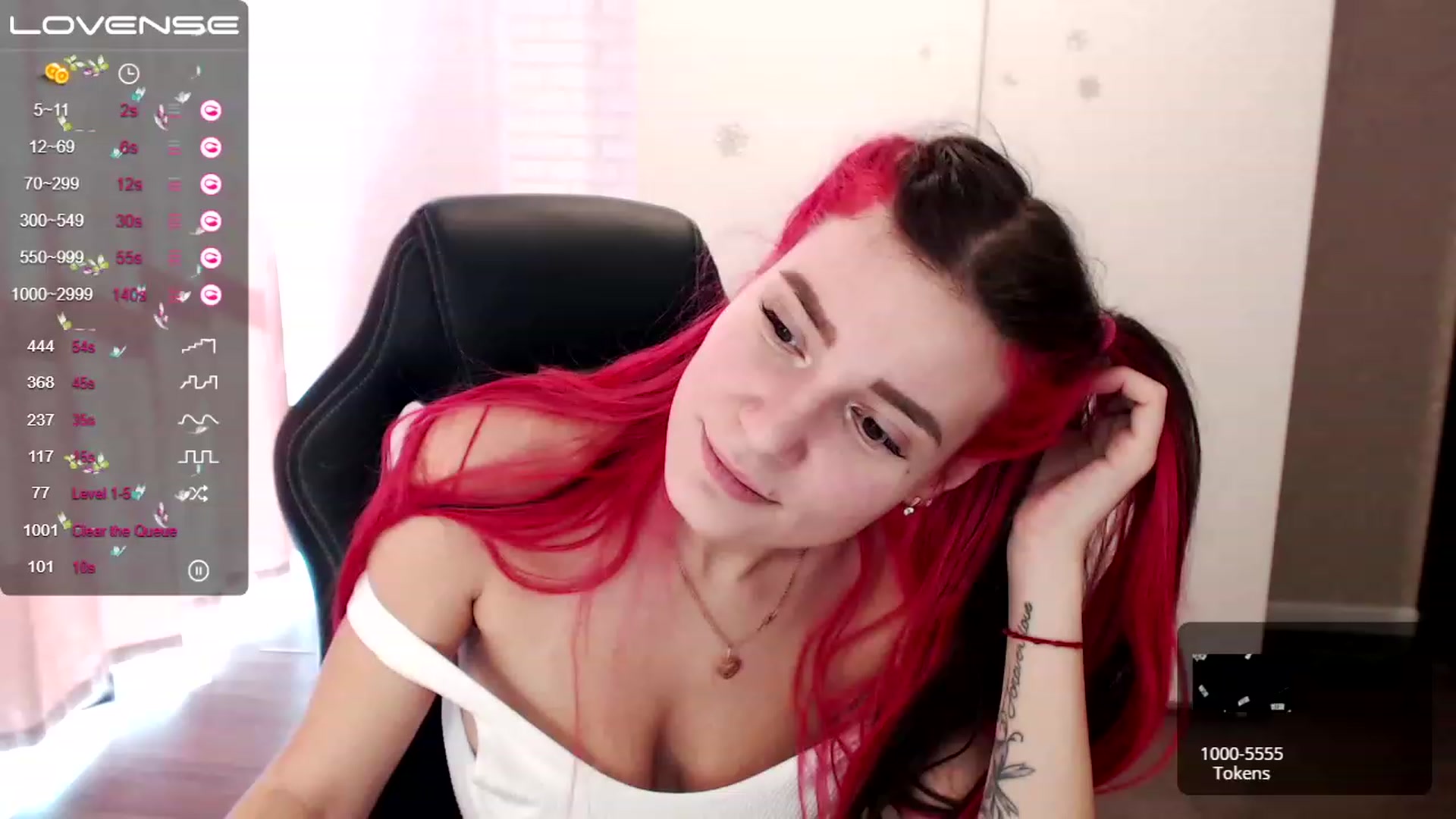 Gallery image thumbnail from HollyMollyy's myfreecams stream on, 03/15/2023, 10:22 image 10 of 20