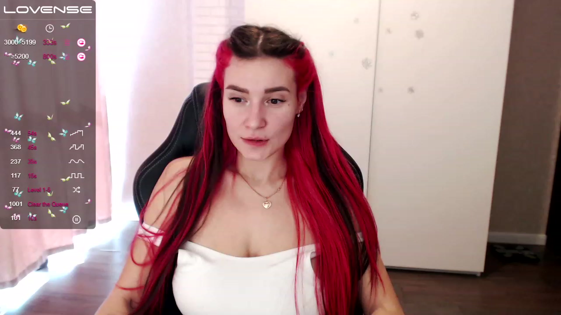 Gallery image thumbnail from HollyMollyy's myfreecams stream on, 03/15/2023, 10:22 image 18 of 20