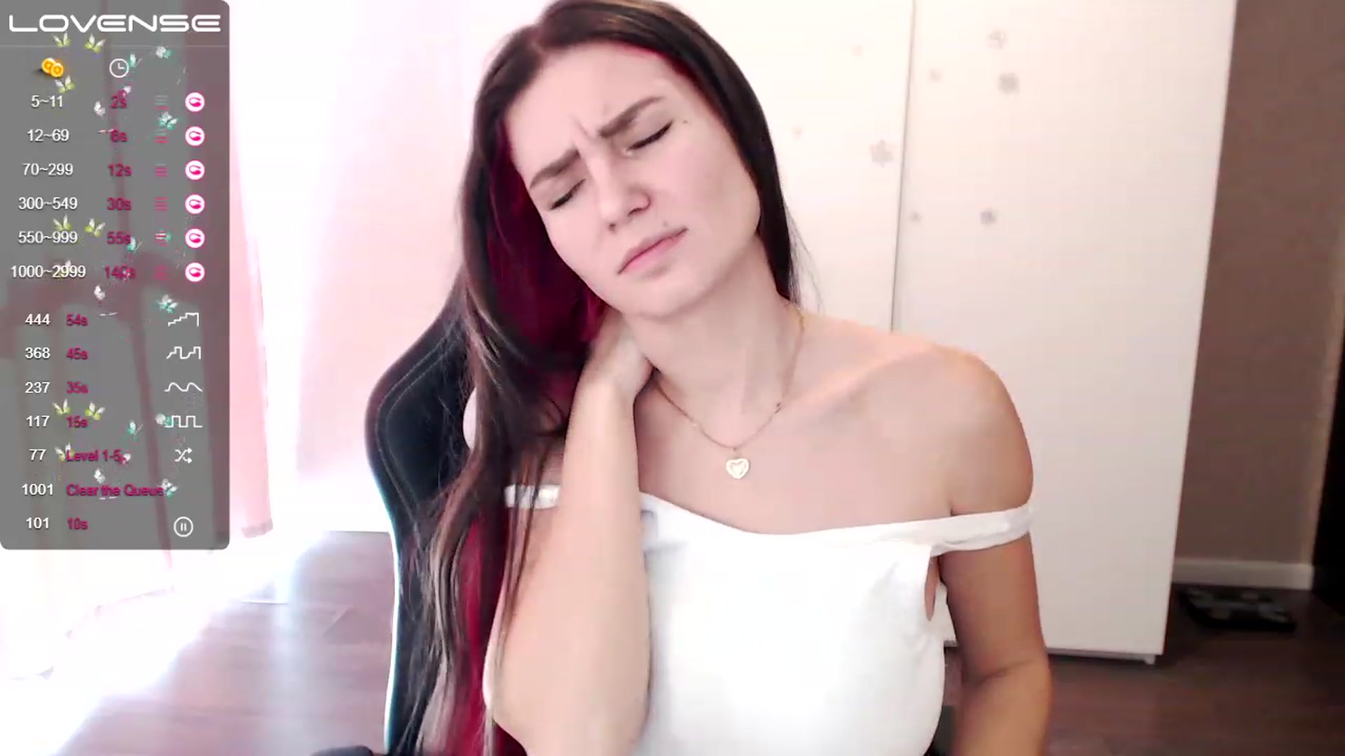 Gallery image thumbnail from HollyMollyy's myfreecams stream on, 03/15/2023, 11:45 image 16 of 20