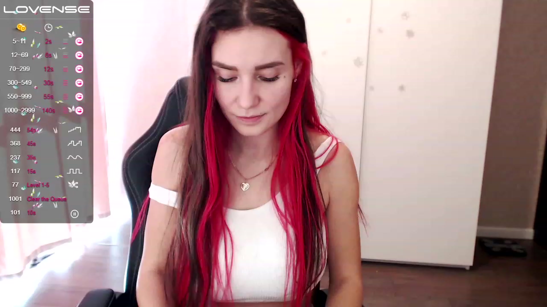 Gallery image thumbnail from HollyMollyy's myfreecams stream on, 03/15/2023, 11:45 image 2 of 20