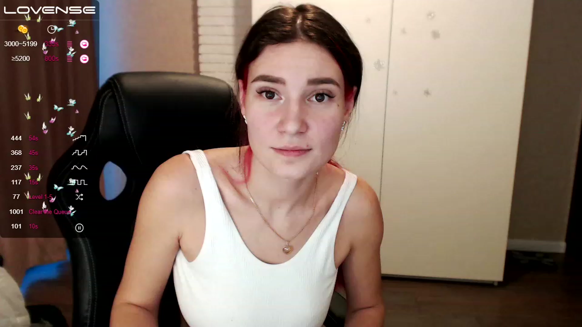 Gallery image thumbnail from HollyMollyy's myfreecams stream on, 03/15/2023, 15:32 image 1 of 20