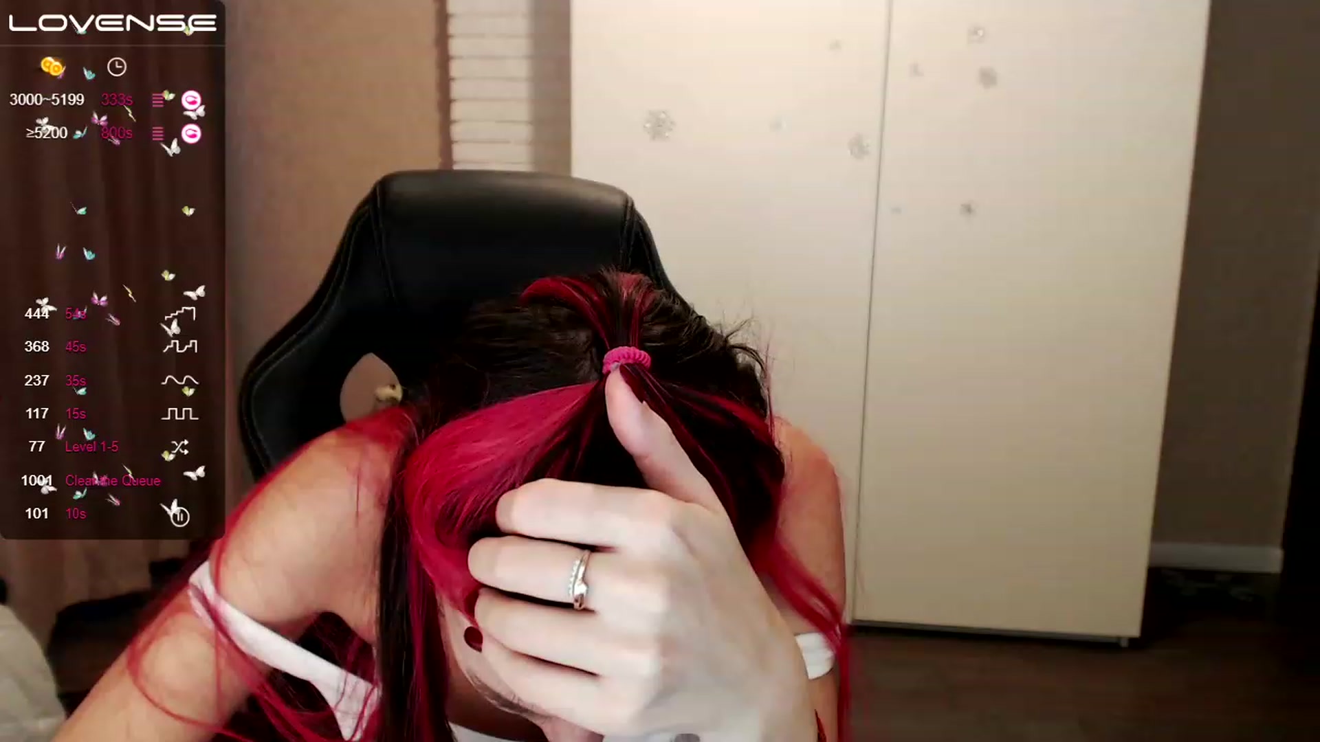 Gallery image thumbnail from HollyMollyy's myfreecams stream on, 03/15/2023, 15:32 image 16 of 20