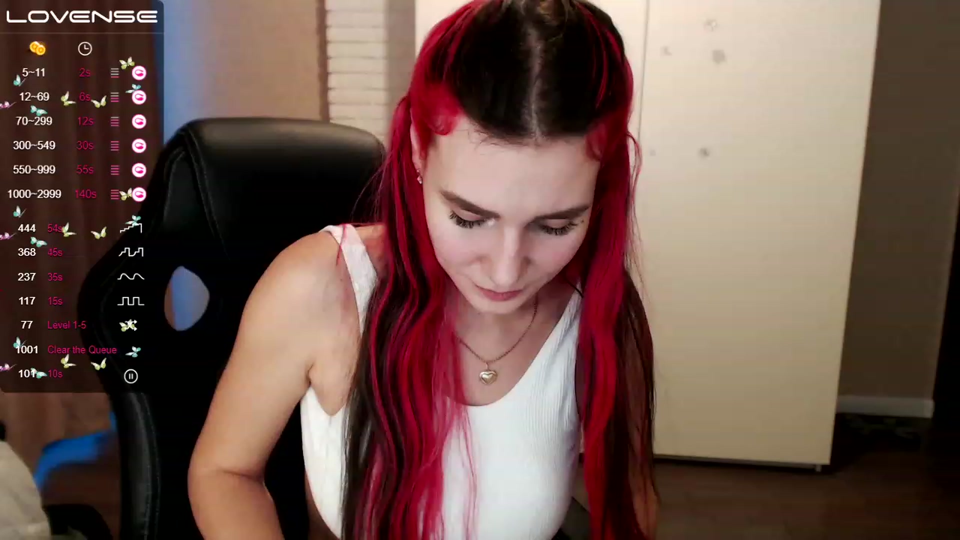 Gallery image thumbnail from HollyMollyy's myfreecams stream on, 03/15/2023, 15:32 image 2 of 20