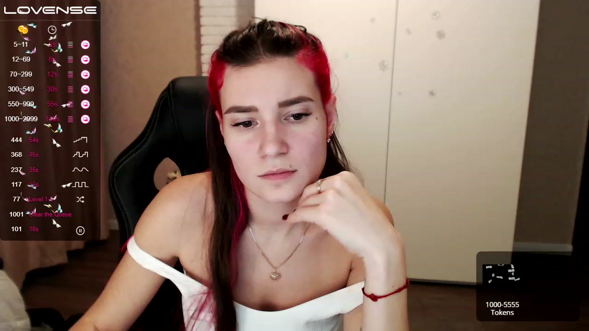 Gallery image thumbnail from HollyMollyy's myfreecams stream on, 03/15/2023, 15:32 image 18 of 20