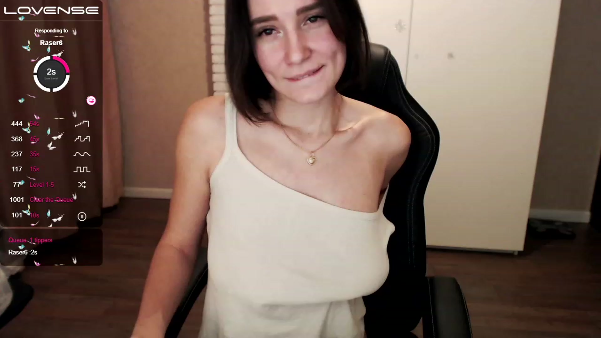 Gallery image thumbnail from HollyMollyy's myfreecams stream on, 03/19/2023, 18:13 image 18 of 20