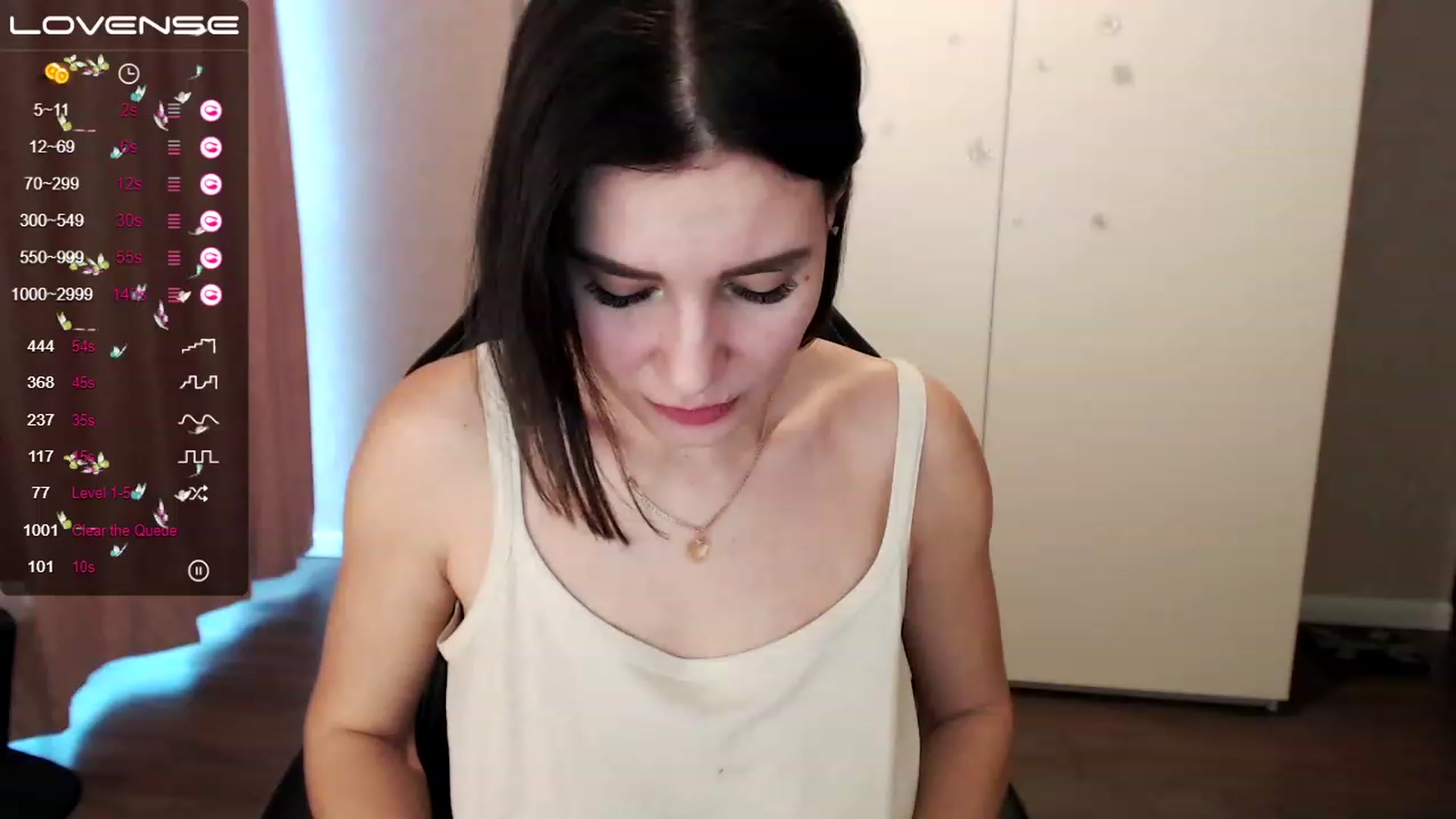 Gallery image thumbnail from HollyMollyy's myfreecams stream on, 03/20/2023, 04:39 image 8 of 20