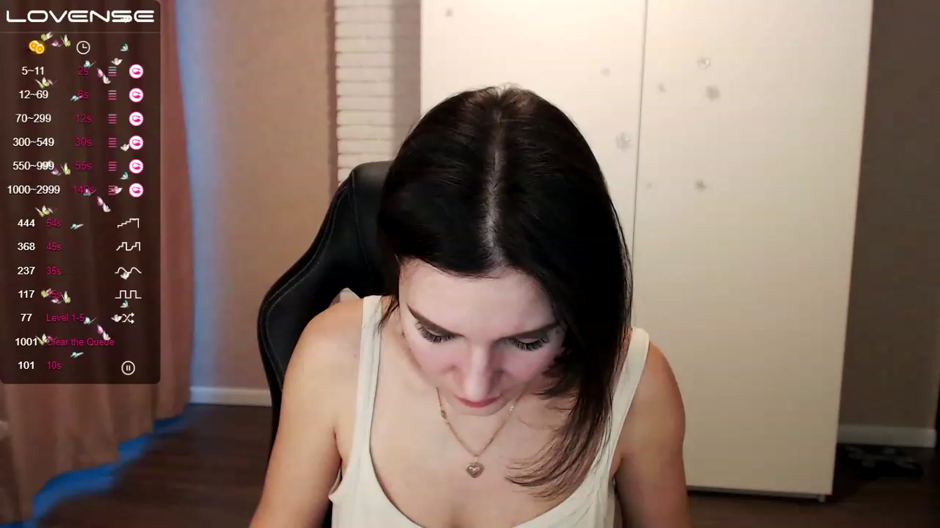 Gallery image thumbnail from HollyMollyy's myfreecams stream on, 03/20/2023, 04:39 image 2 of 20