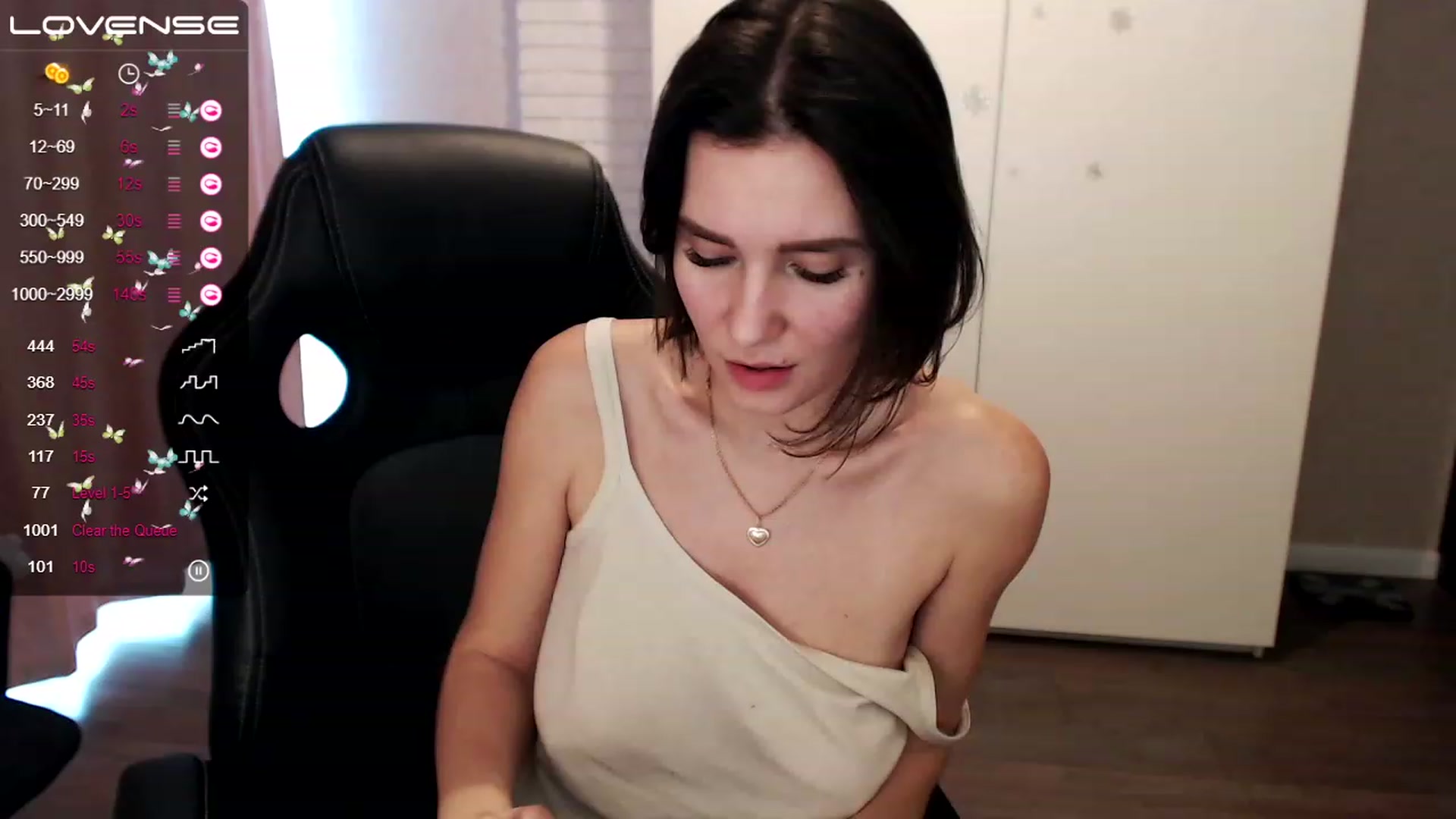 Gallery image thumbnail from HollyMollyy's myfreecams stream on, 03/20/2023, 06:22 image 15 of 20