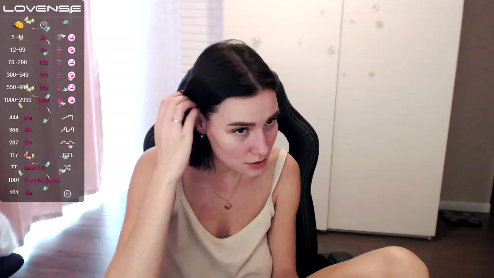 Gallery image thumbnail from HollyMollyy's myfreecams stream on, 03/20/2023, 08:23 image 17 of 20