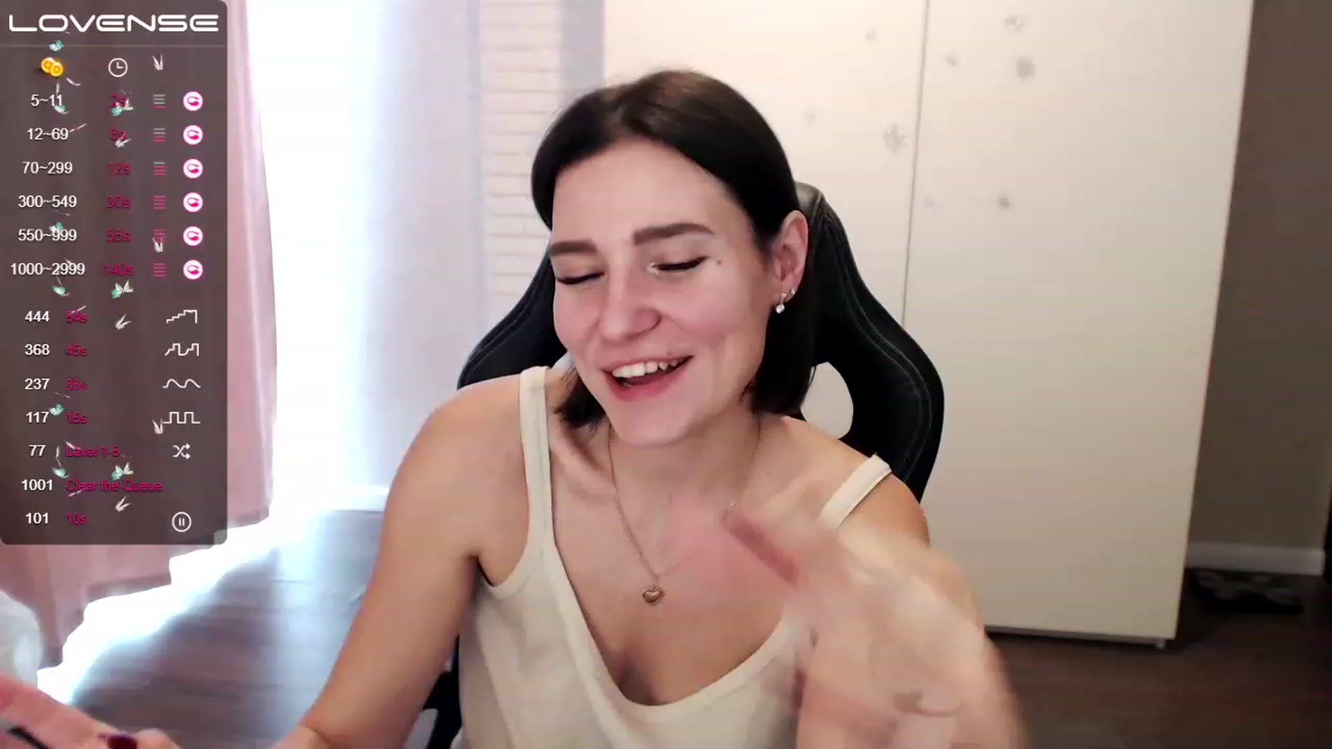 Gallery image thumbnail from HollyMollyy's myfreecams stream on, 03/20/2023, 08:23 image 3 of 20