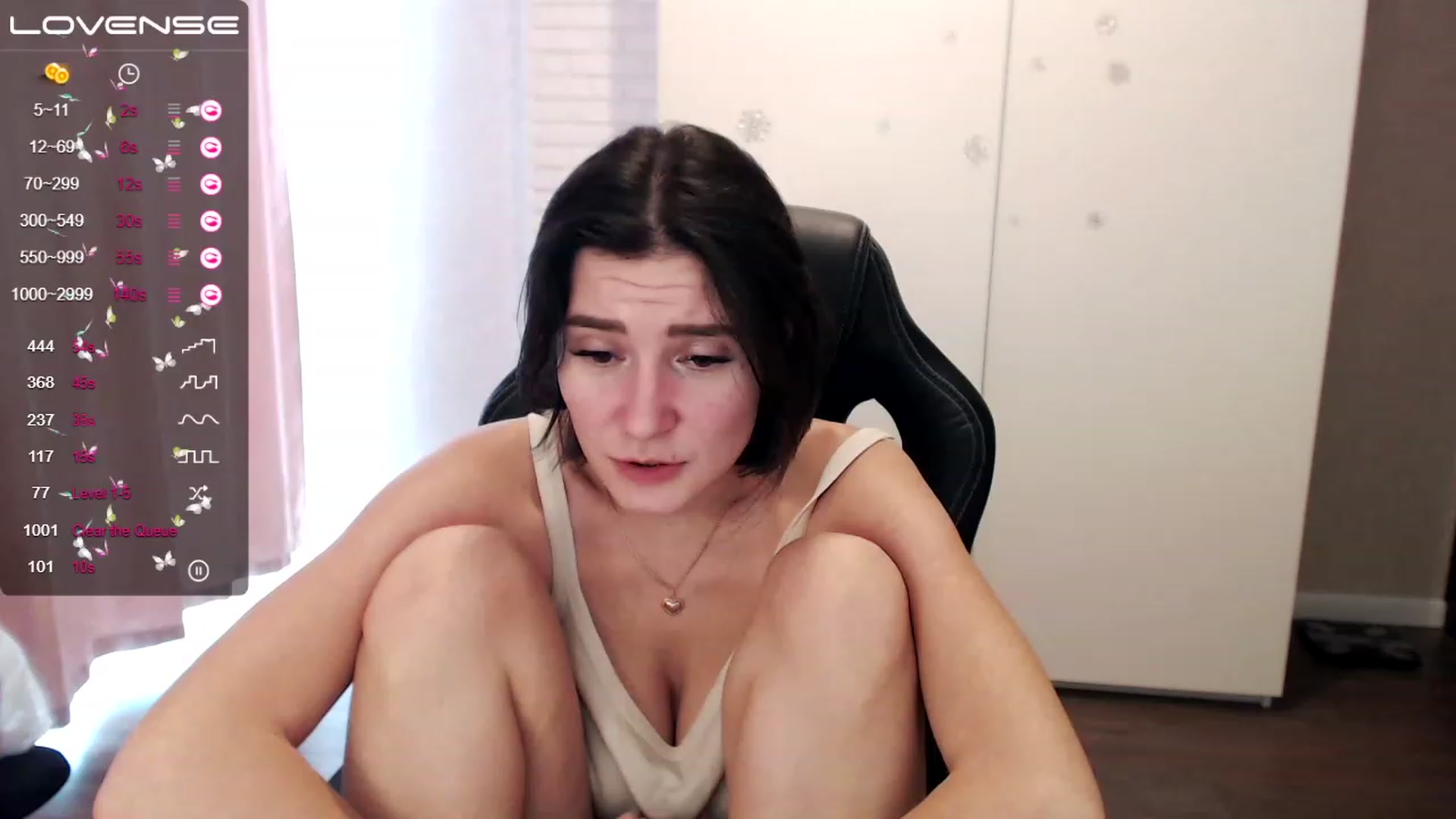 Gallery image thumbnail from HollyMollyy's myfreecams stream on, 03/20/2023, 08:23 image 12 of 20