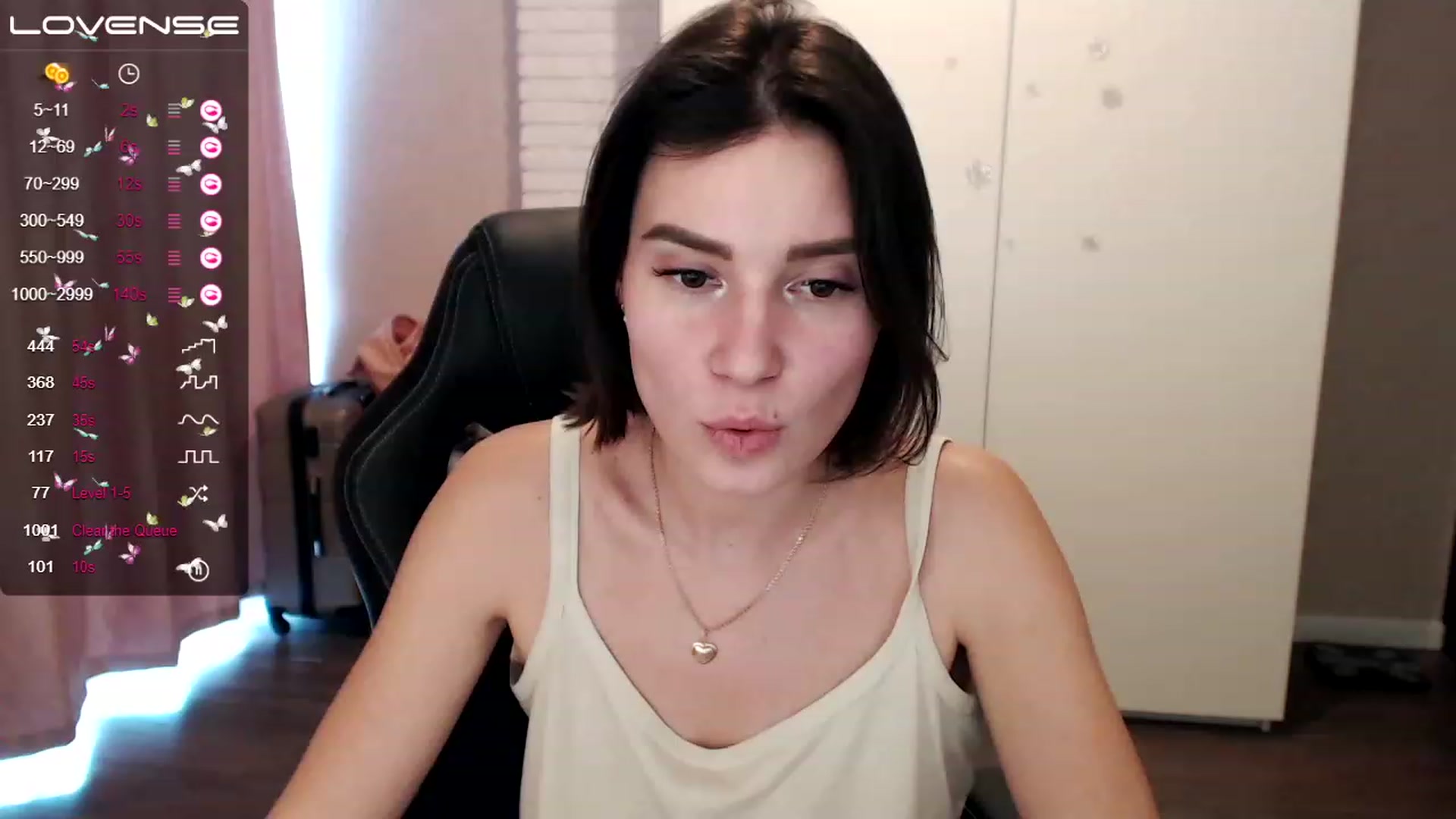 Gallery image thumbnail from HollyMollyy's myfreecams stream on, 03/22/2023, 14:55 image 4 of 20
