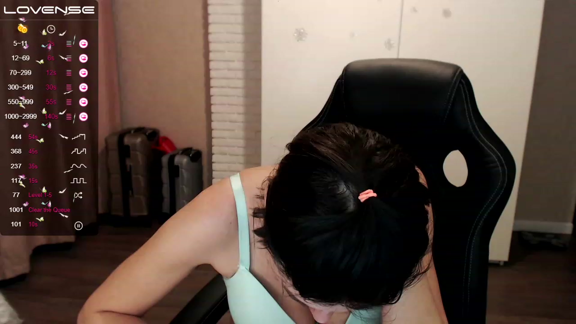 Gallery image thumbnail from HollyMollyy's myfreecams stream on, 03/22/2023, 17:15 image 13 of 20