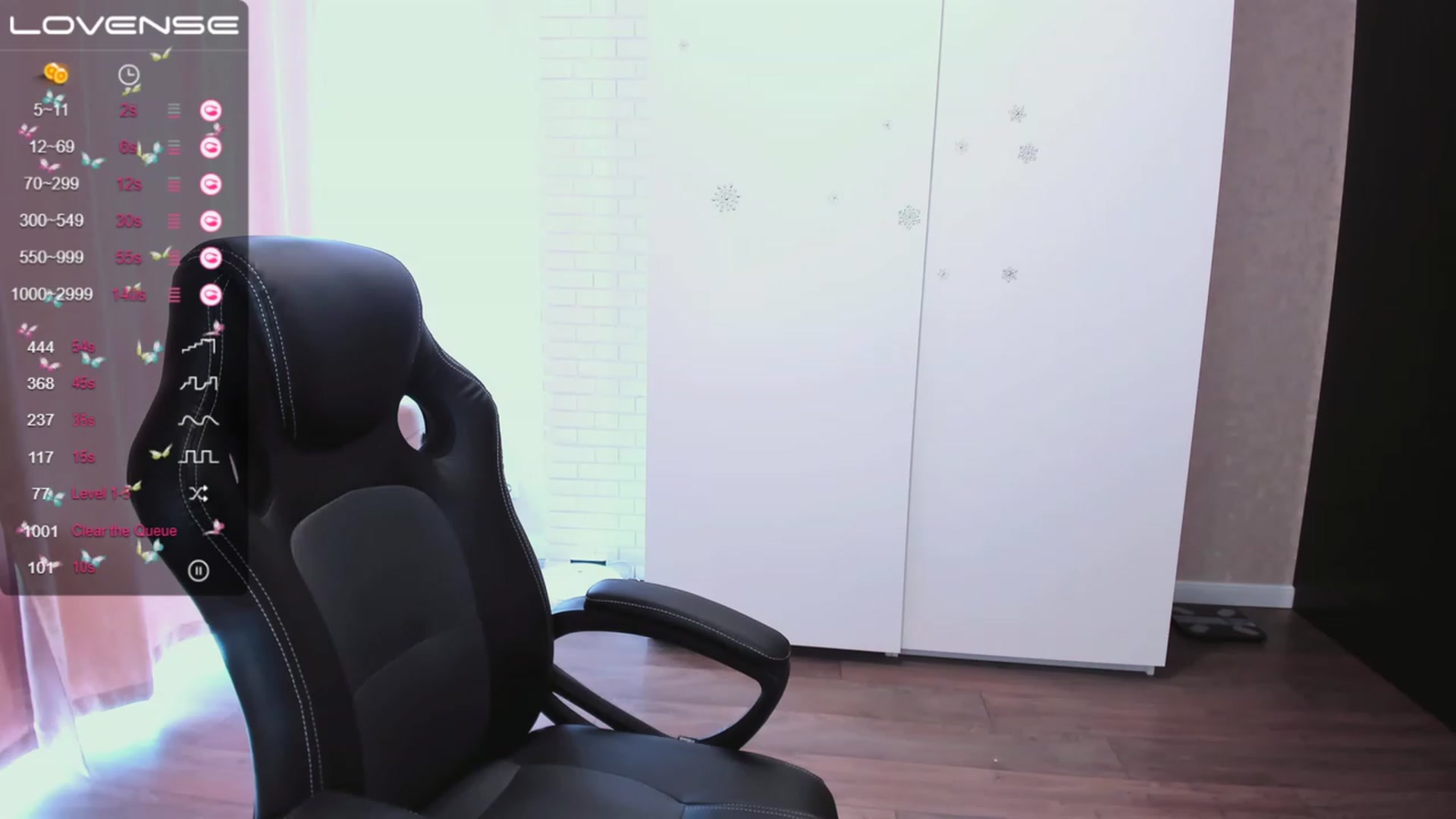 Gallery image thumbnail from HollyMollyy's myfreecams stream on, 03/27/2023, 10:09 image 16 of 20