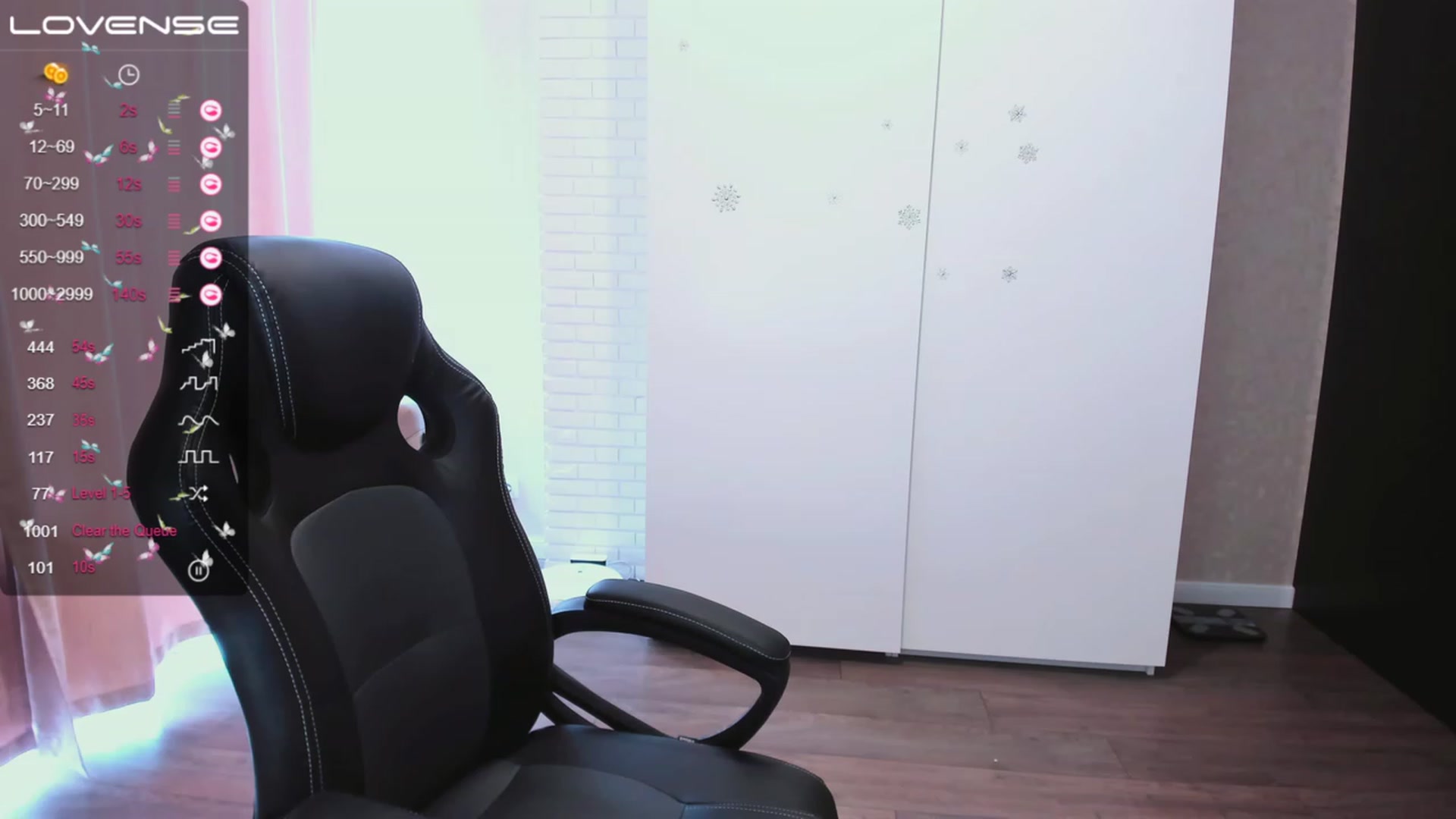 Gallery image thumbnail from HollyMollyy's myfreecams stream on, 03/27/2023, 10:09 image 17 of 20