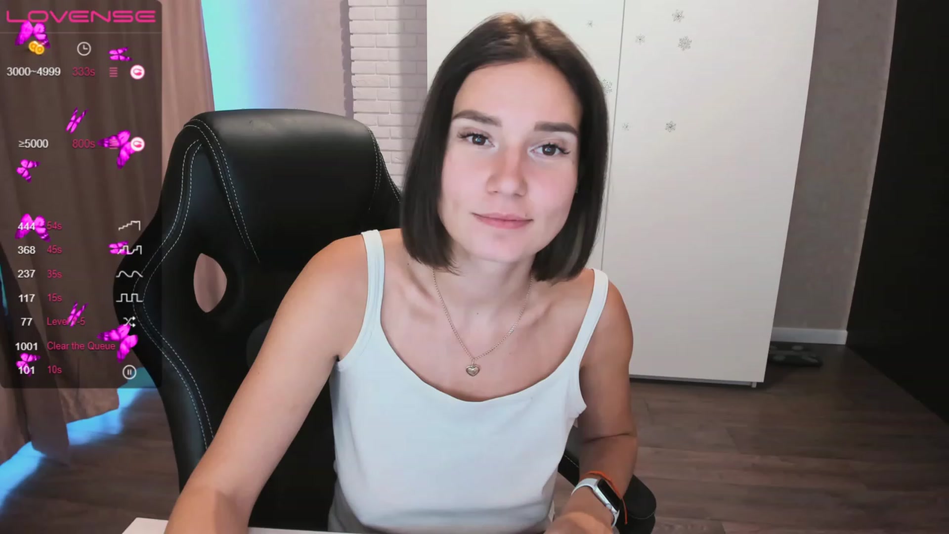 Gallery image thumbnail from HollyMollyy's myfreecams stream on, 04/19/2023, 15:52 image 15 of 20