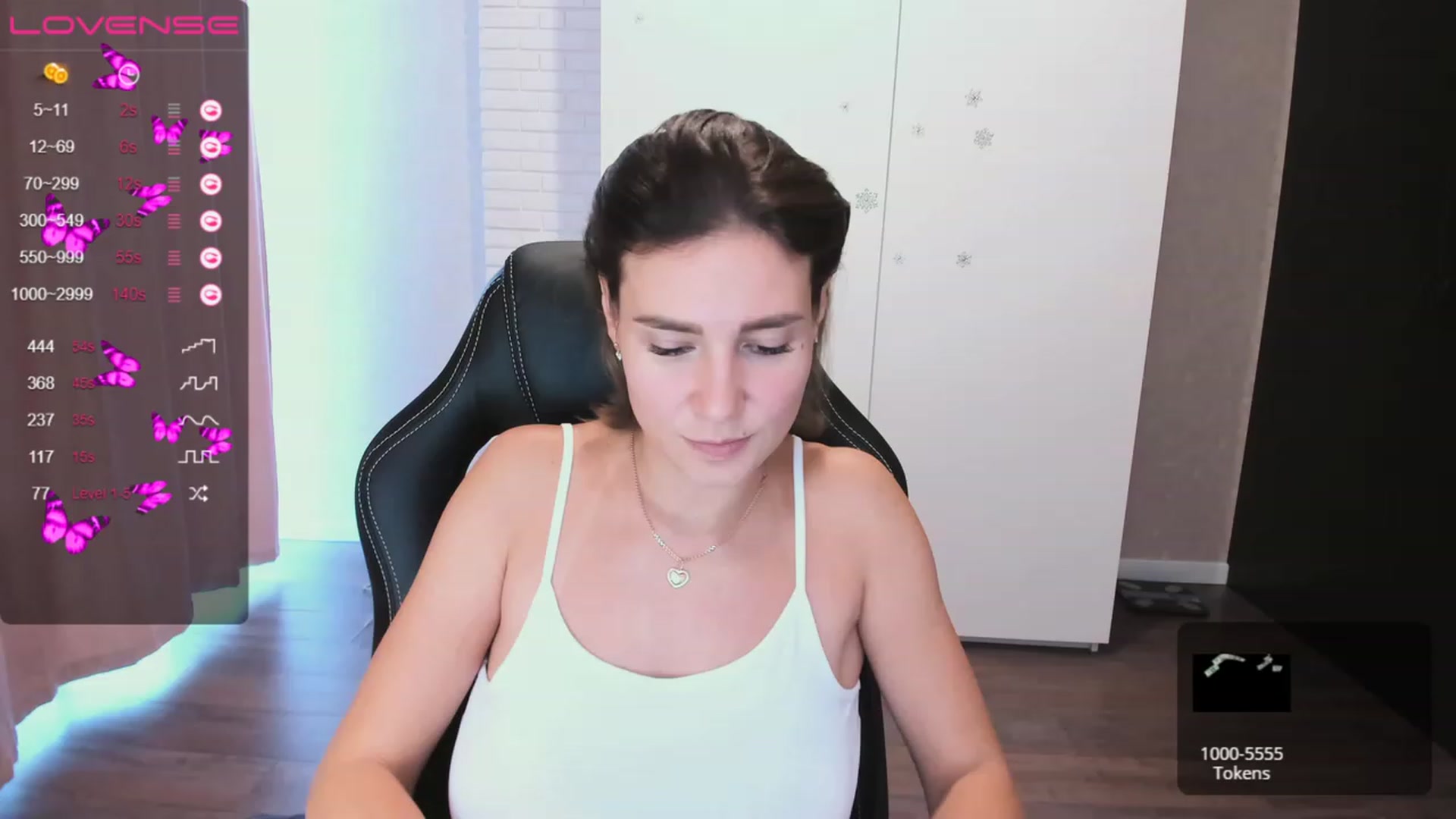 Gallery image thumbnail from HollyMollyy's myfreecams stream on, 05/03/2023, 15:56 image 1 of 20