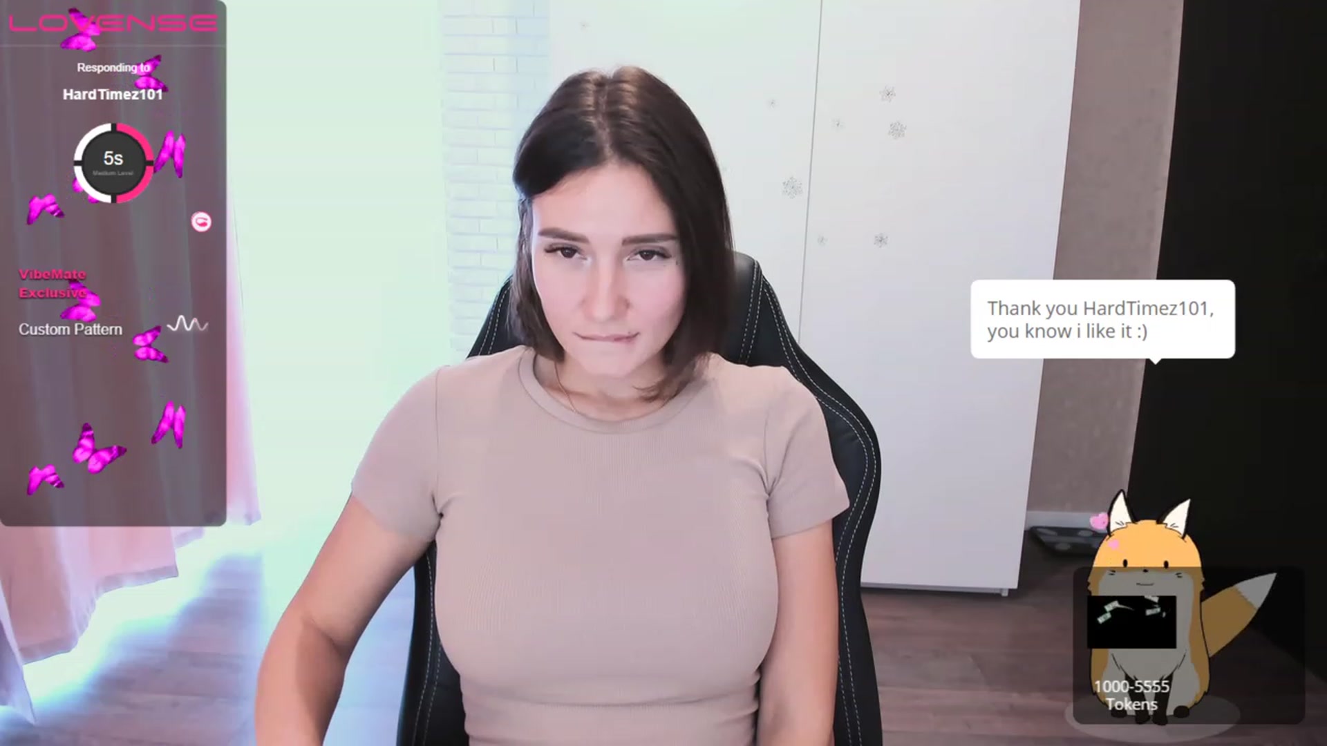 Gallery image thumbnail from HollyMollyy's myfreecams stream on, 05/05/2023, 12:46 image 10 of 20