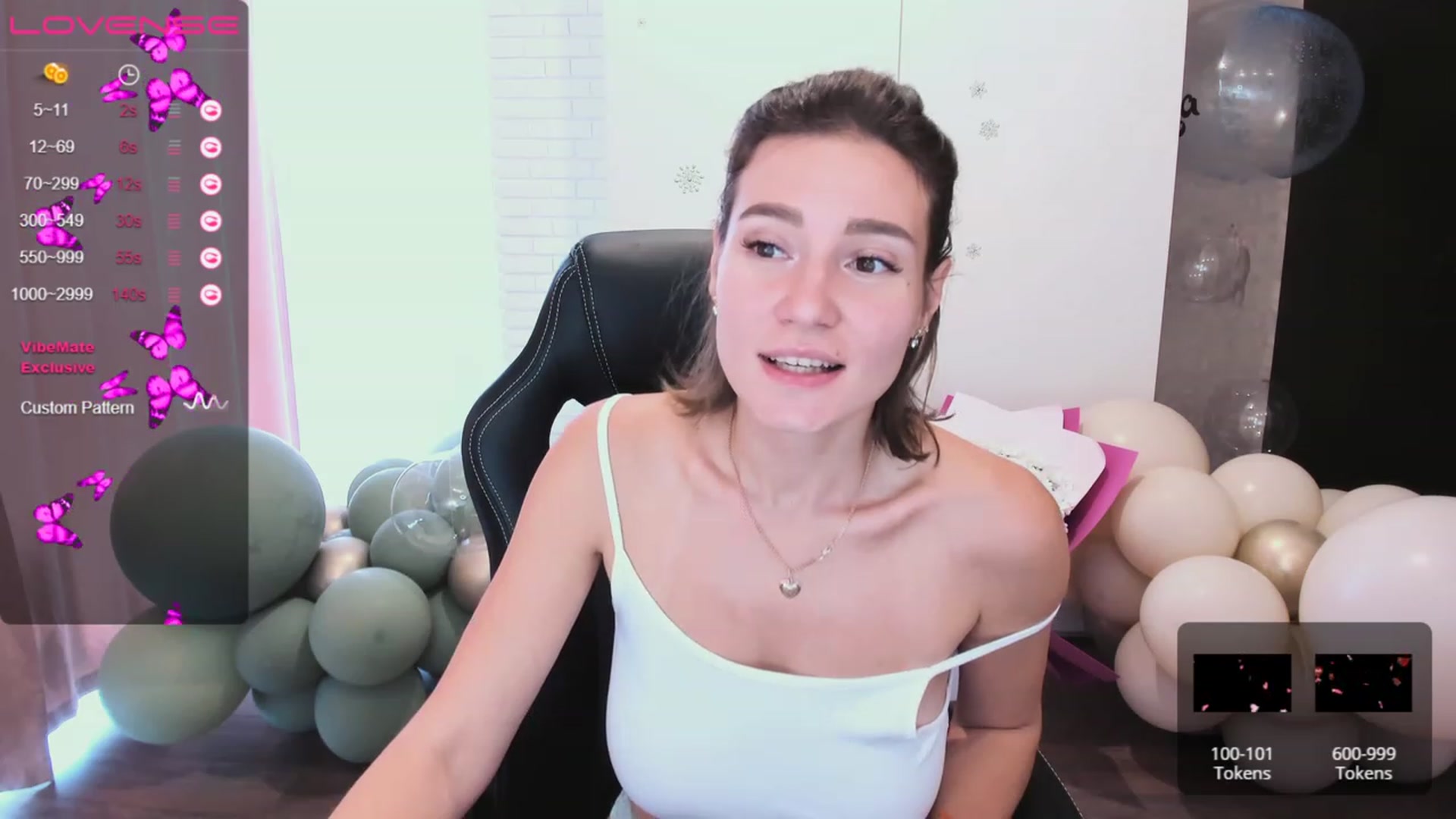 Gallery image thumbnail from HollyMollyy's myfreecams stream on, 05/14/2023, 12:42 image 18 of 20