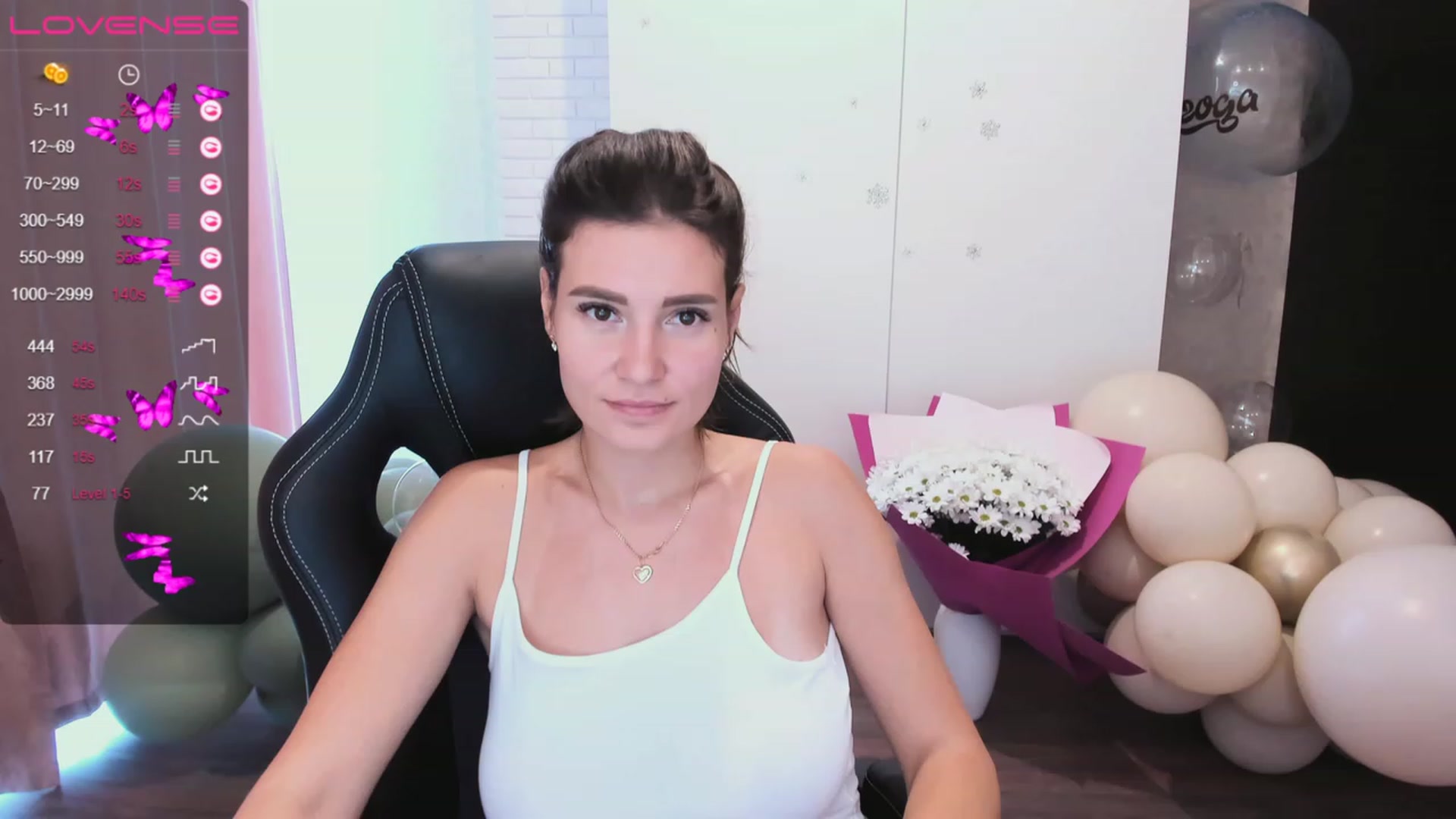 Gallery image thumbnail from HollyMollyy's myfreecams stream on, 05/14/2023, 14:43 image 6 of 20