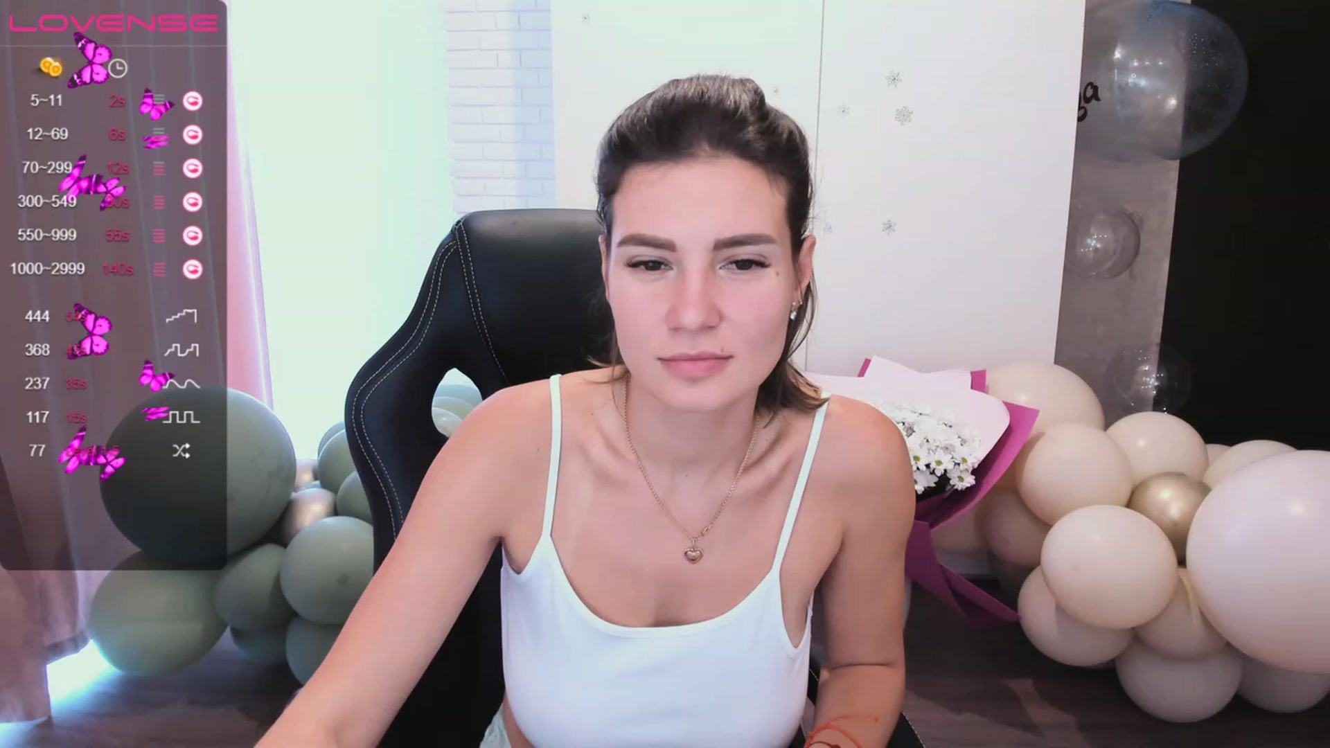 Gallery image thumbnail from HollyMollyy's myfreecams stream on, 05/14/2023, 14:43 image 3 of 20