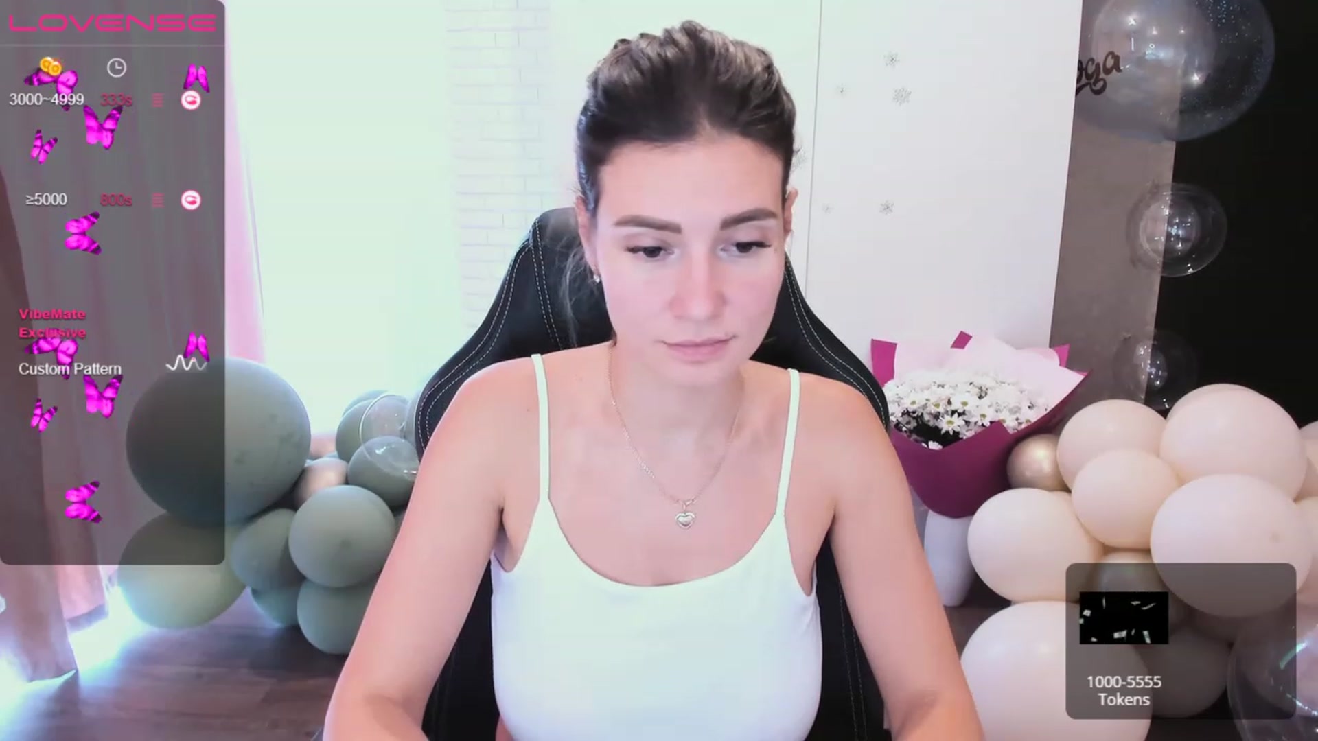 Gallery image thumbnail from HollyMollyy's myfreecams stream on, 05/15/2023, 11:58 image 14 of 20