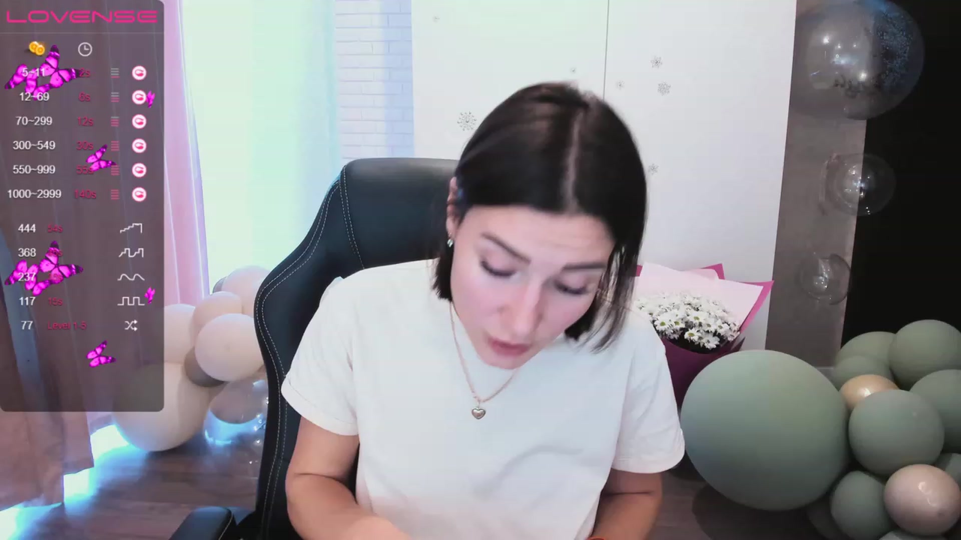Gallery image thumbnail from HollyMollyy's myfreecams stream on, 05/17/2023, 13:57 image 13 of 20