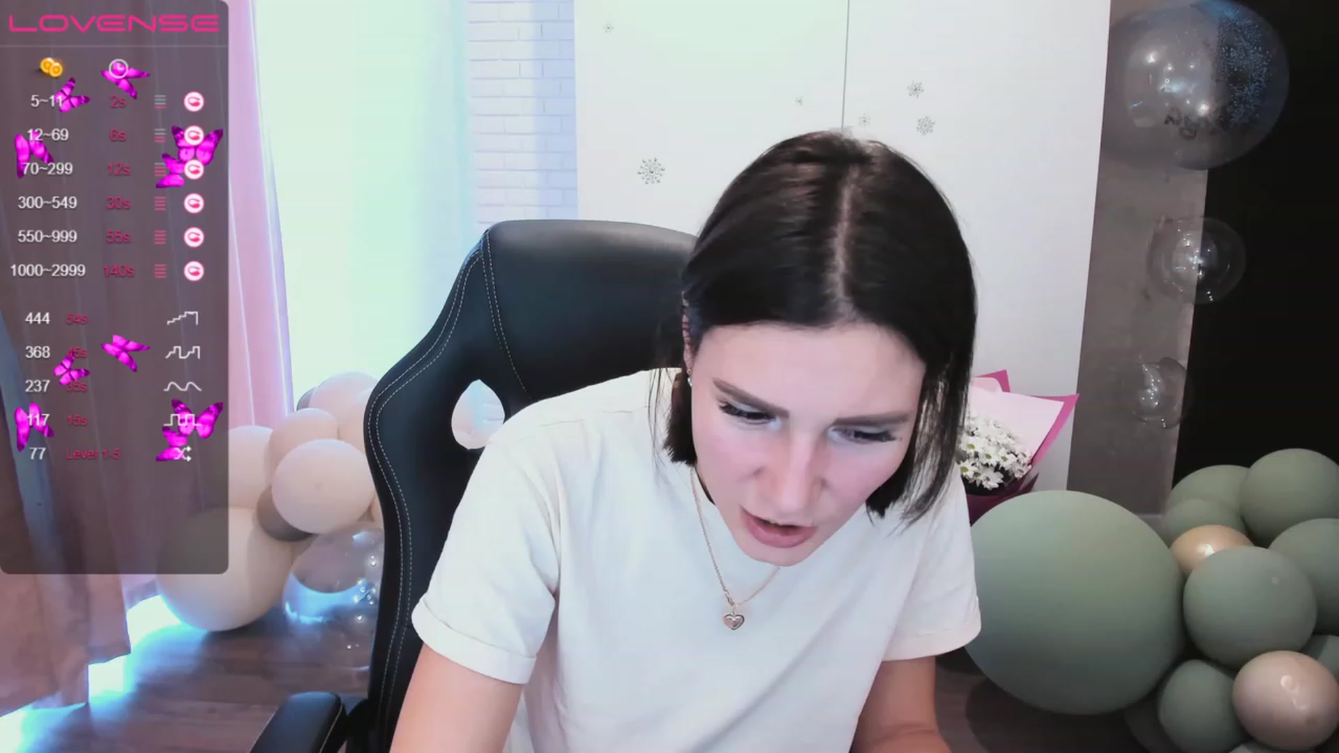 Gallery image thumbnail from HollyMollyy's myfreecams stream on, 05/17/2023, 13:57 image 12 of 20