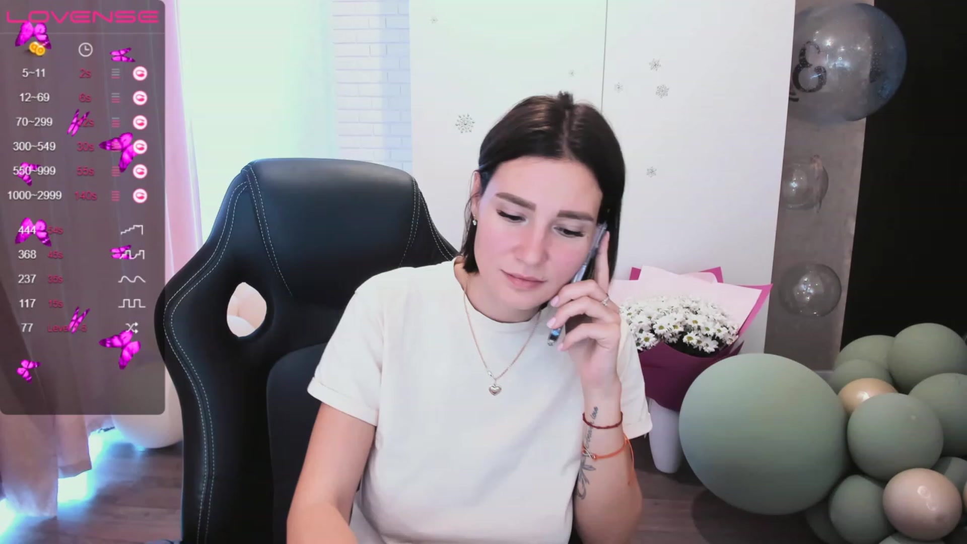 Gallery image thumbnail from HollyMollyy's myfreecams stream on, 05/17/2023, 13:57 image 4 of 20