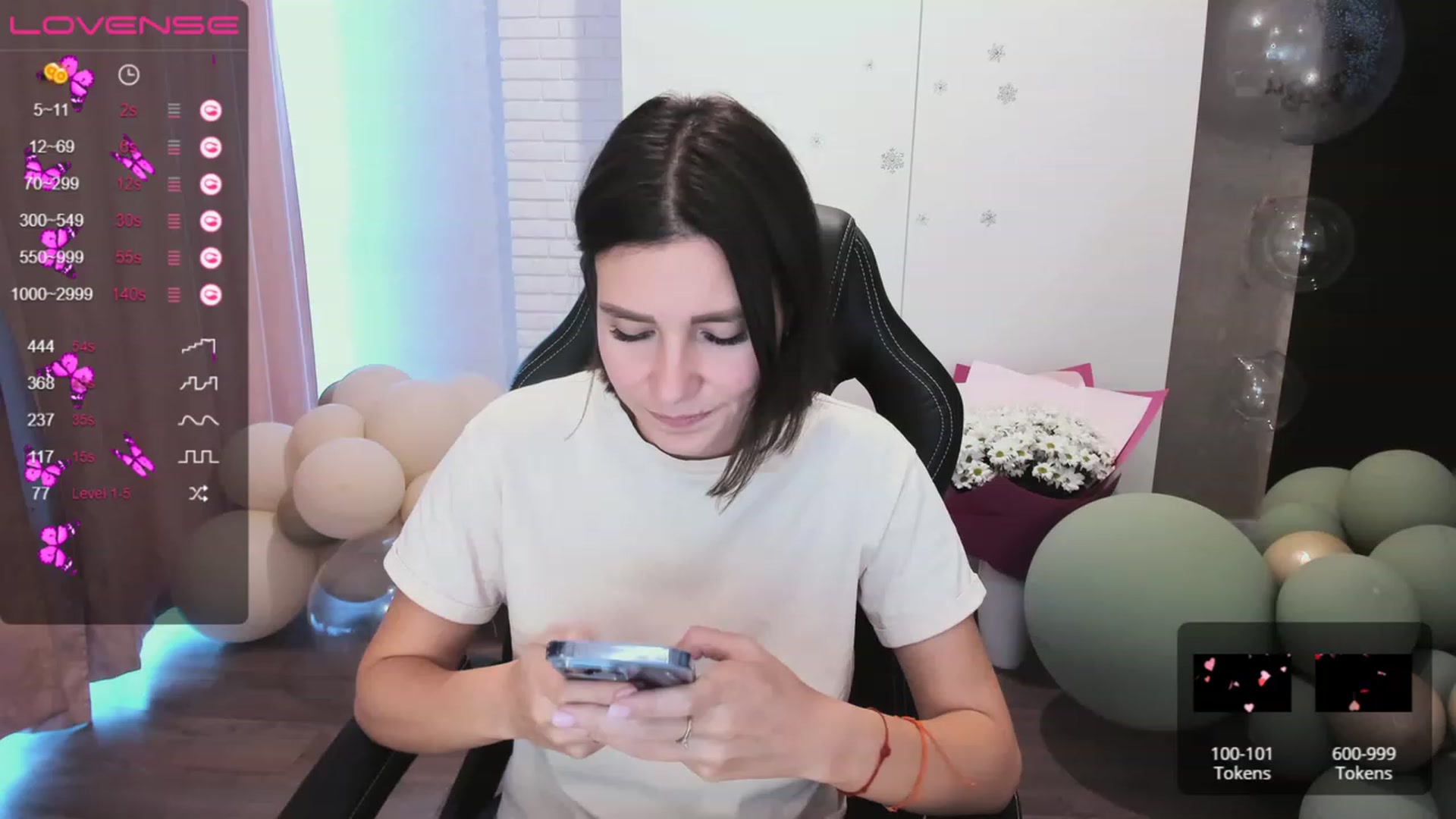 Gallery image thumbnail from HollyMollyy's myfreecams stream on, 05/17/2023, 16:08 image 10 of 20