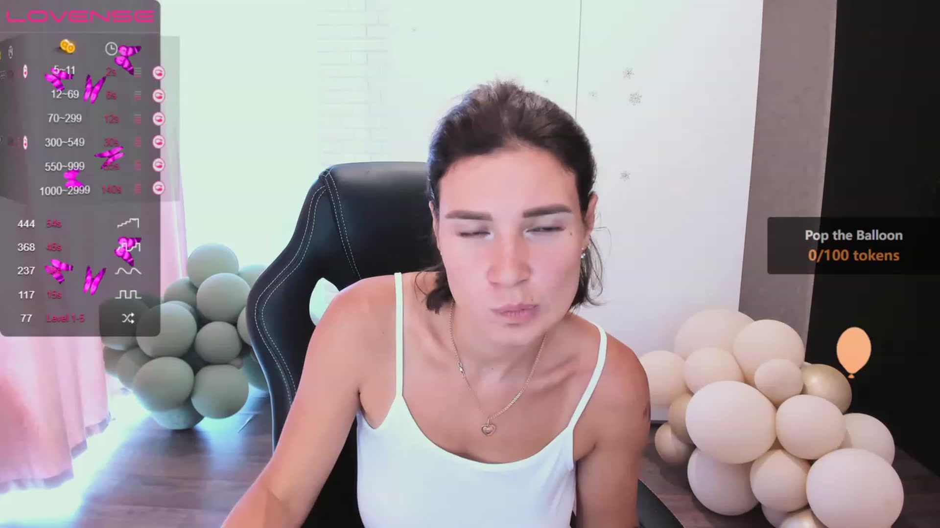 Gallery image thumbnail from HollyMollyy's myfreecams stream on, 05/31/2023, 12:21 image 1 of 20