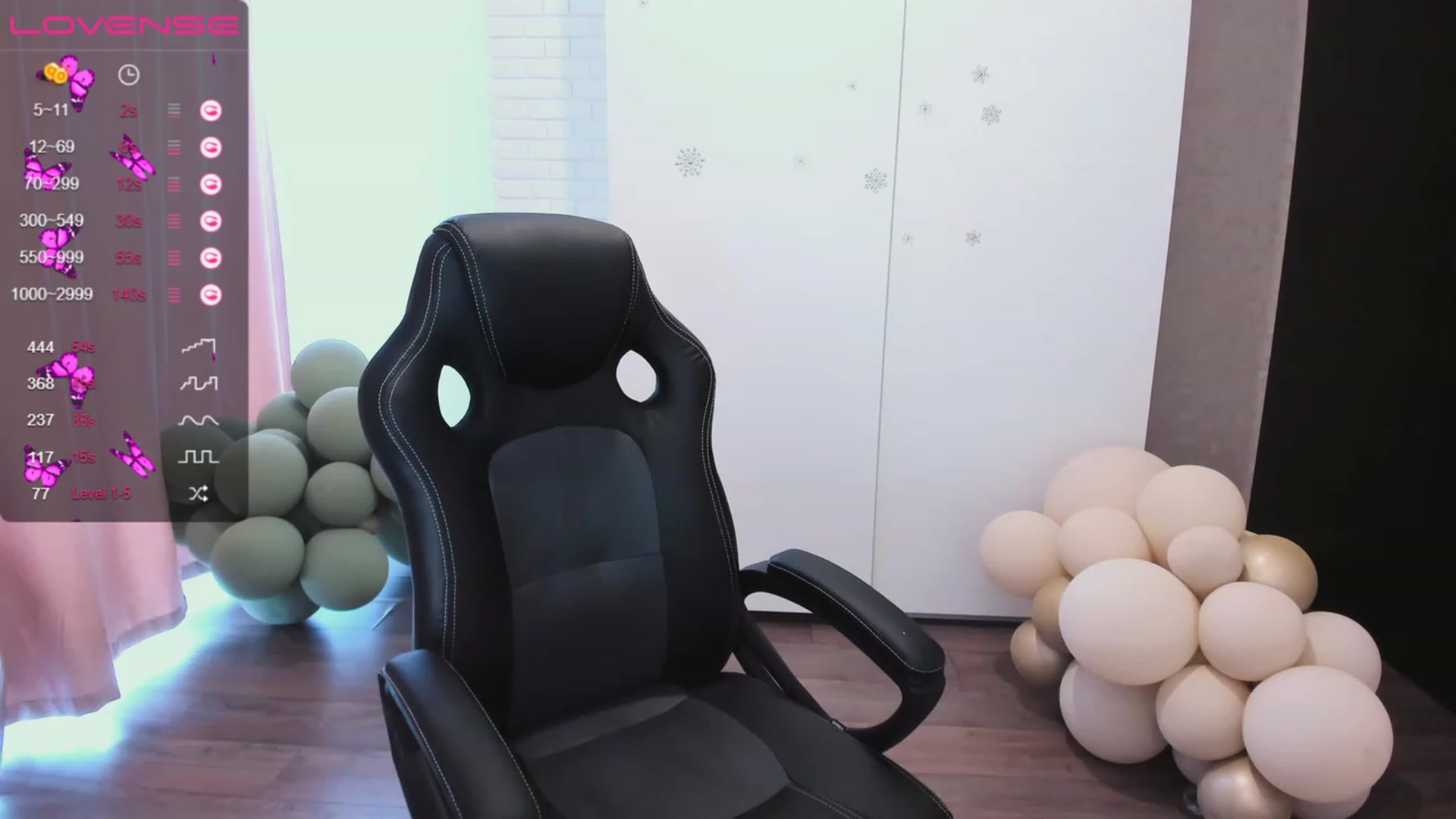 Gallery image thumbnail from HollyMollyy's myfreecams stream on, 05/31/2023, 14:22 image 9 of 20