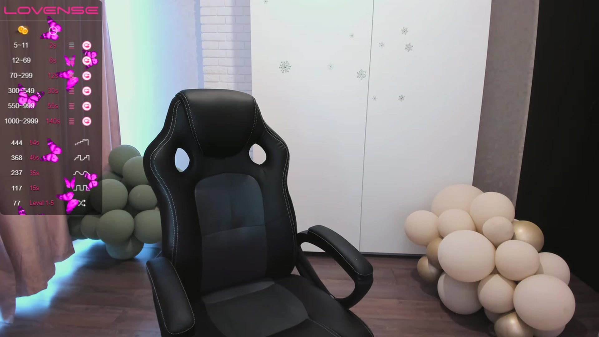 Gallery image thumbnail from HollyMollyy's myfreecams stream on, 05/31/2023, 16:23 image 8 of 20