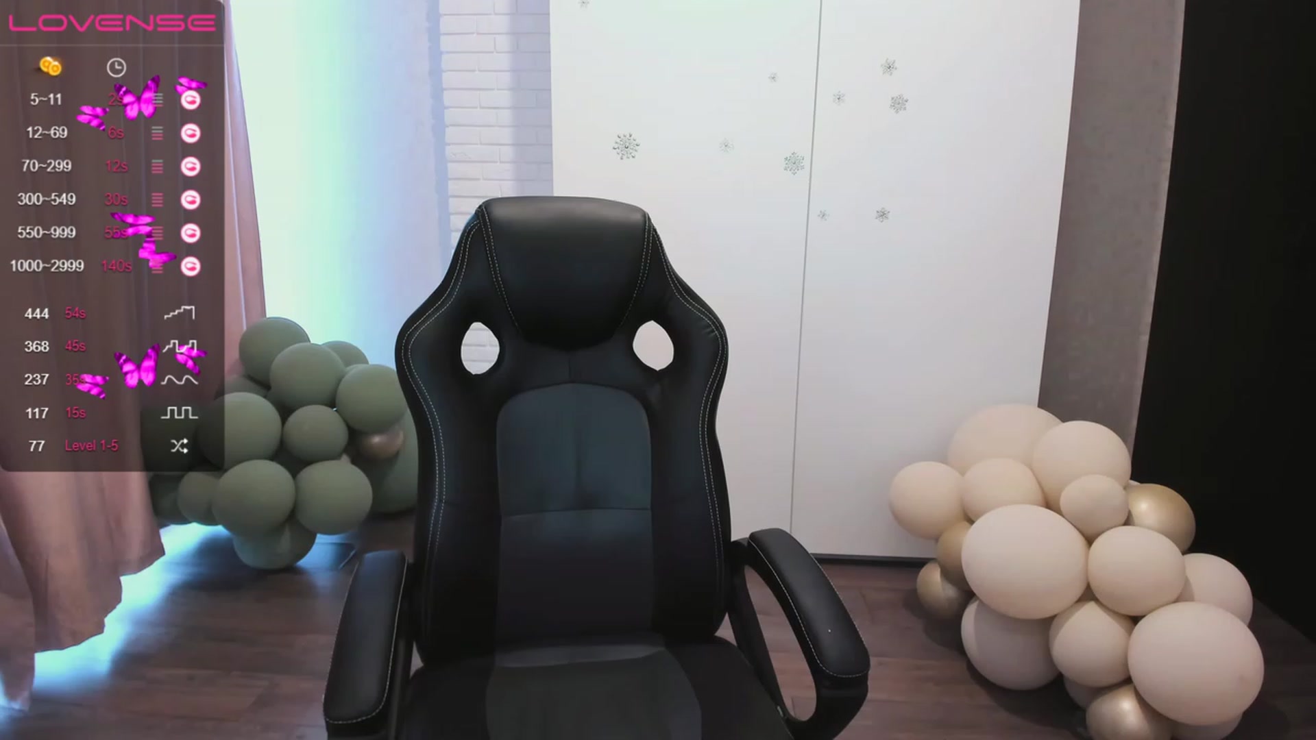 Gallery image thumbnail from HollyMollyy's myfreecams stream on, 05/31/2023, 16:23 image 6 of 20