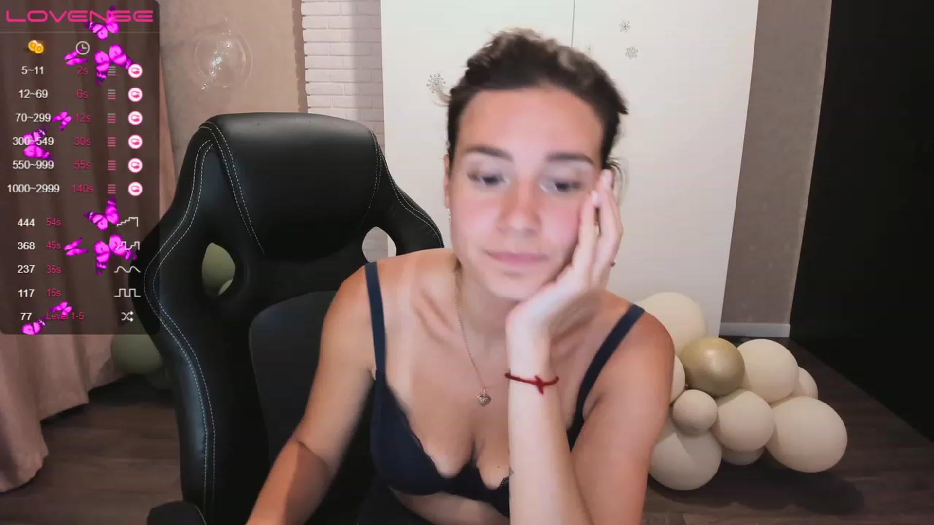 Gallery image thumbnail from HollyMollyy's myfreecams stream on, 06/02/2023, 20:00 image 3 of 20