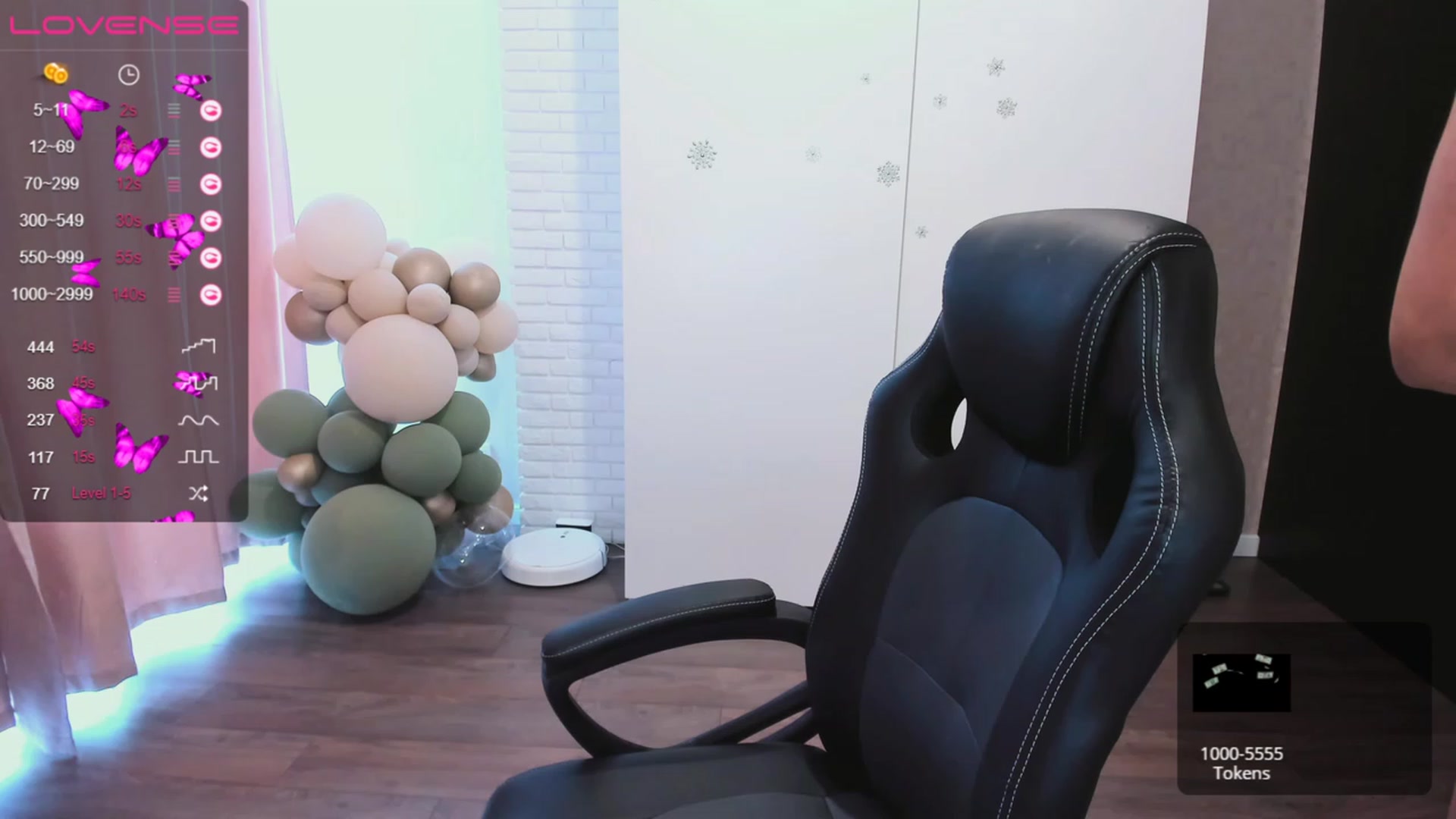 Gallery image thumbnail from HollyMollyy's myfreecams stream on, 06/07/2023, 13:46 image 12 of 20