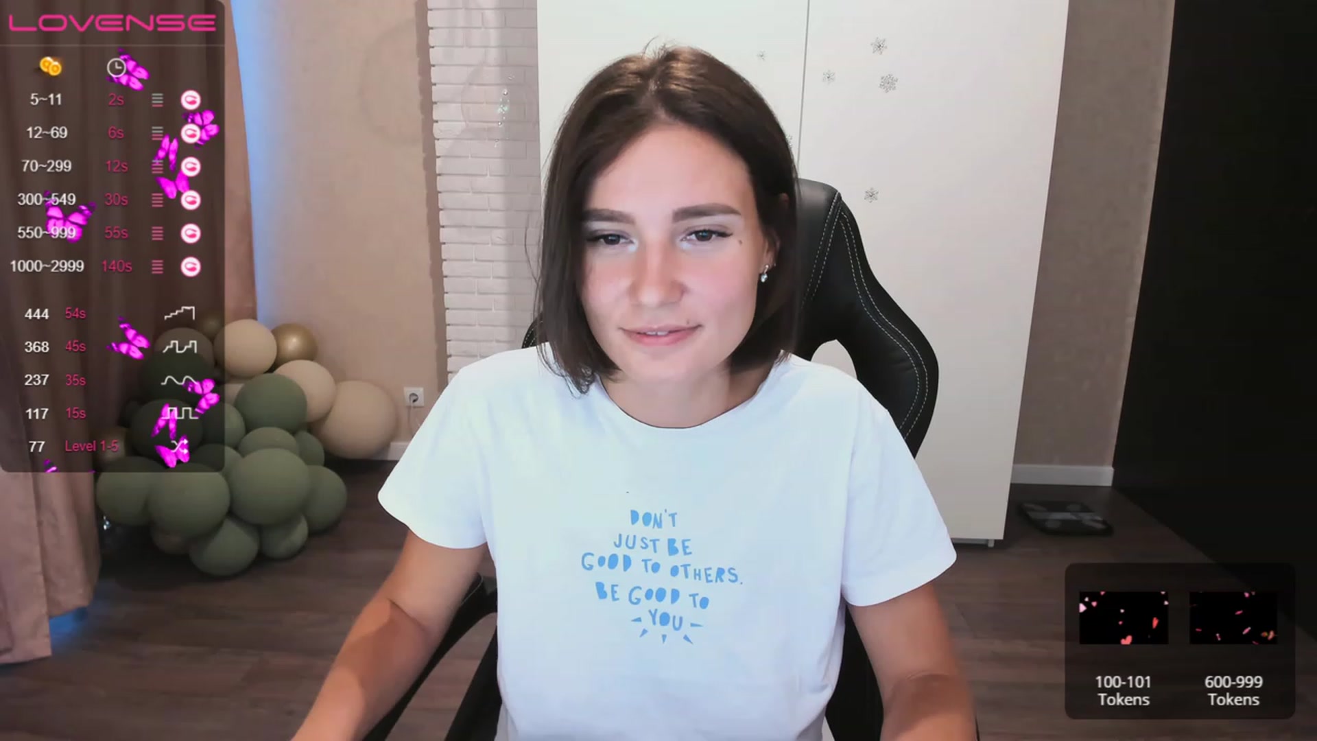 Gallery image thumbnail from HollyMollyy's myfreecams stream on, 06/12/2023, 17:47 image 3 of 20