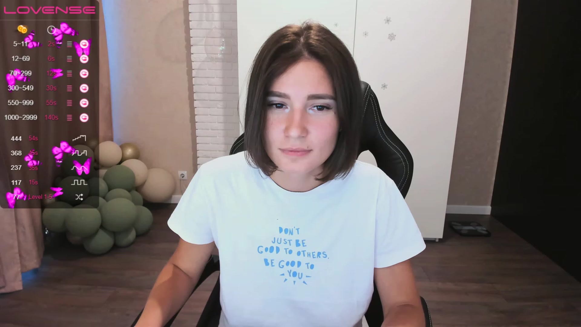 Gallery image thumbnail from HollyMollyy's myfreecams stream on, 06/12/2023, 17:47 image 4 of 20