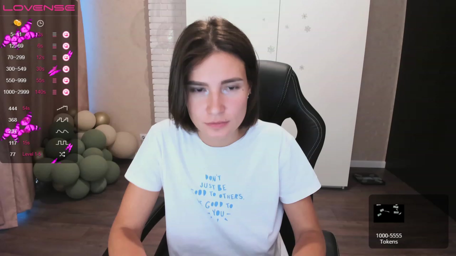 Gallery image thumbnail from HollyMollyy's myfreecams stream on, 06/12/2023, 17:47 image 2 of 20