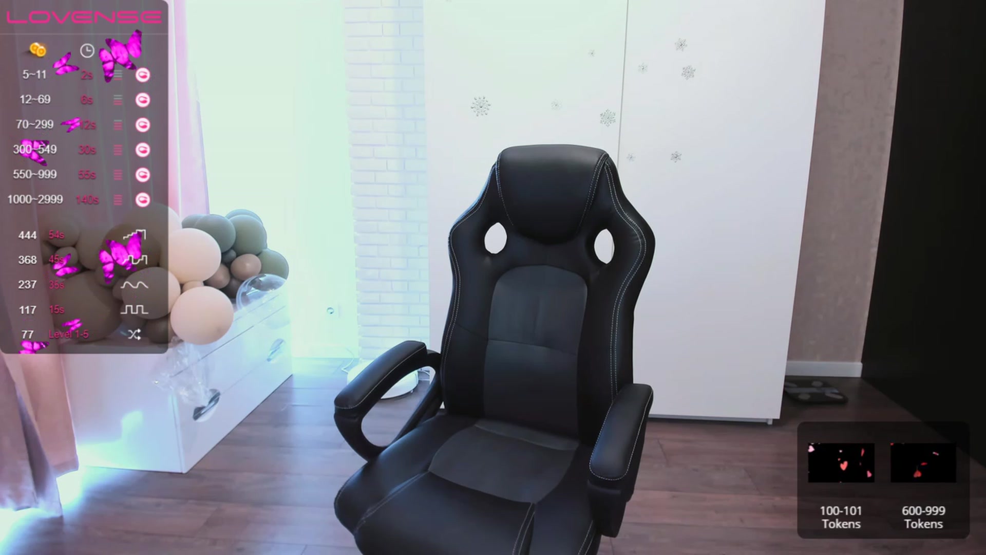 Gallery image thumbnail from HollyMollyy's myfreecams stream on, 06/22/2023, 13:23 image 6 of 20