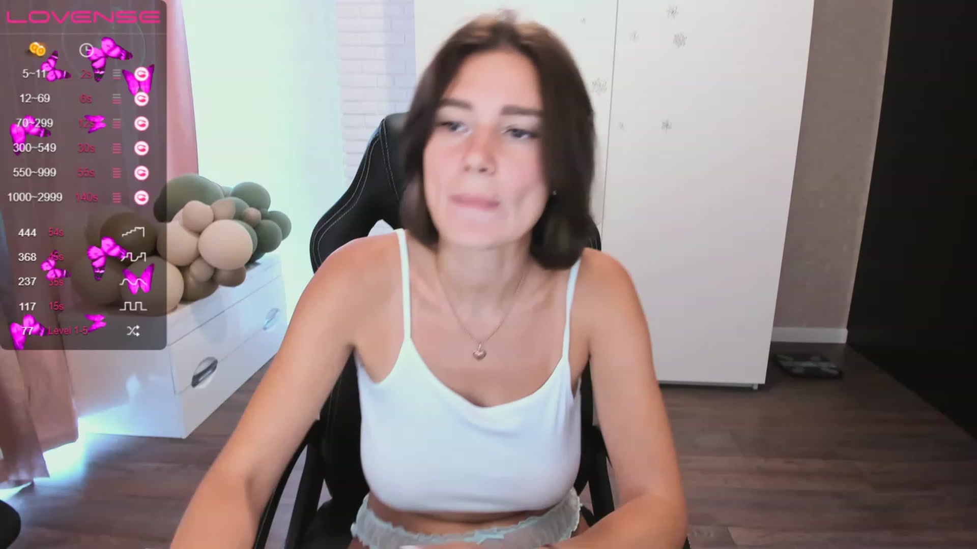 Gallery image thumbnail from HollyMollyy's myfreecams stream on, 06/24/2023, 13:43 image 20 of 20