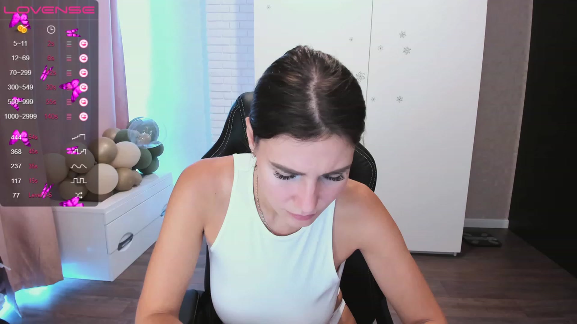 Gallery image thumbnail from HollyMollyy's myfreecams stream on, 06/28/2023, 15:08 image 20 of 20
