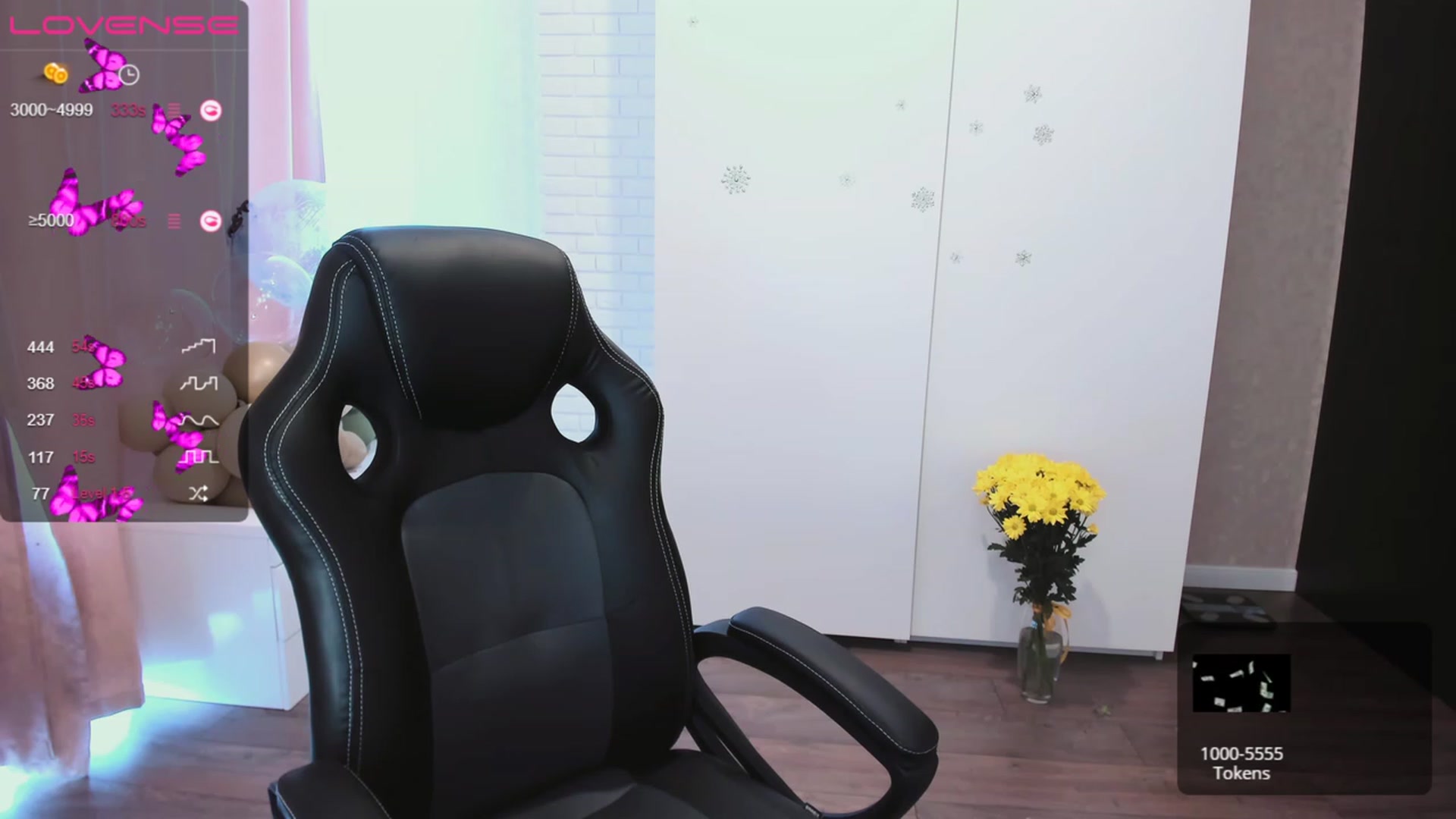 Gallery image thumbnail from HollyMollyy's myfreecams stream on, 06/30/2023, 13:16 image 19 of 20