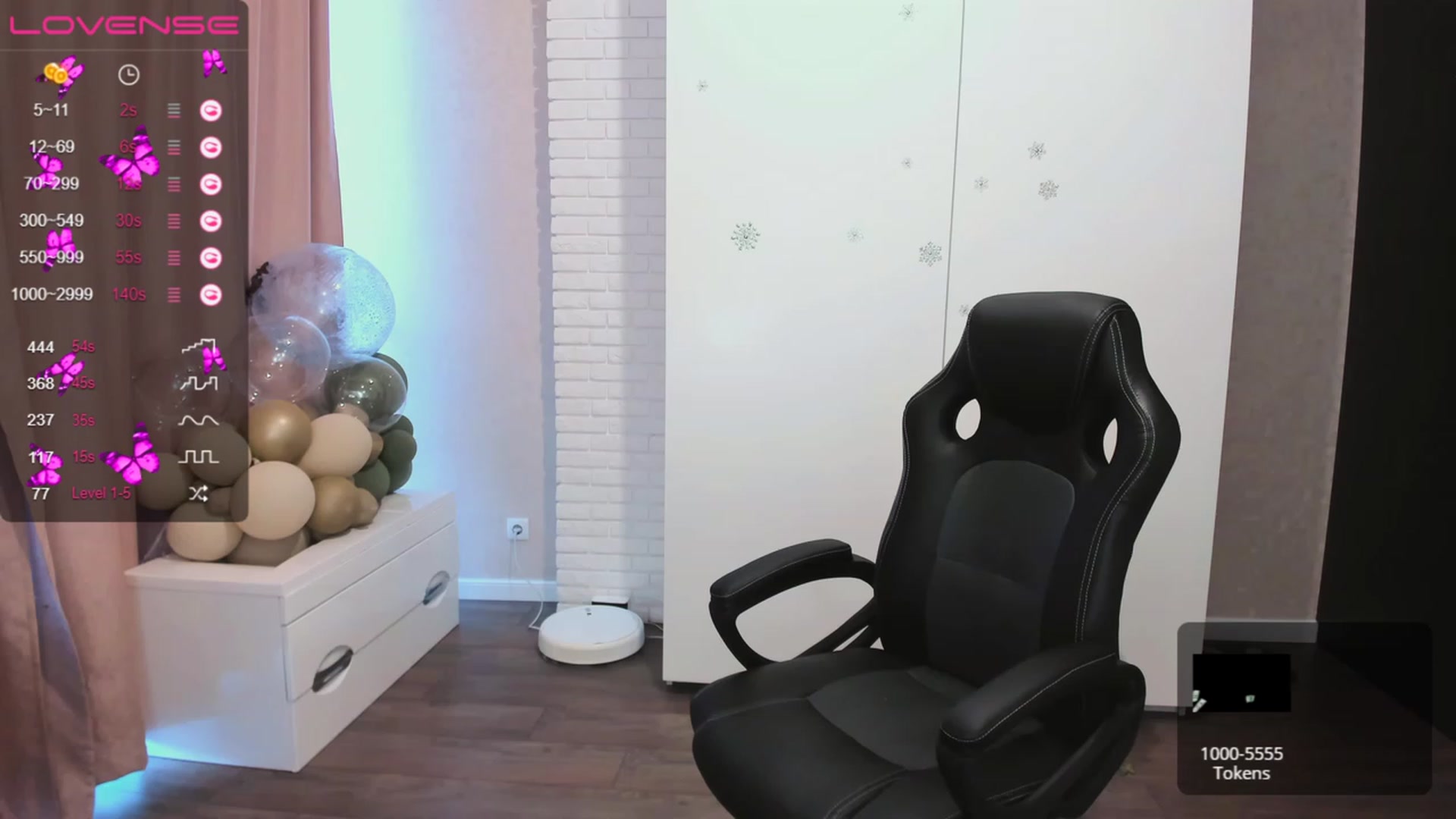 Gallery image thumbnail from HollyMollyy's myfreecams stream on, 06/30/2023, 16:40 image 1 of 20