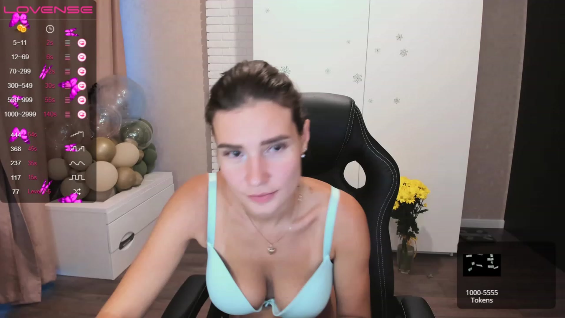 Gallery image thumbnail from HollyMollyy's myfreecams stream on, 06/30/2023, 17:31 image 18 of 20