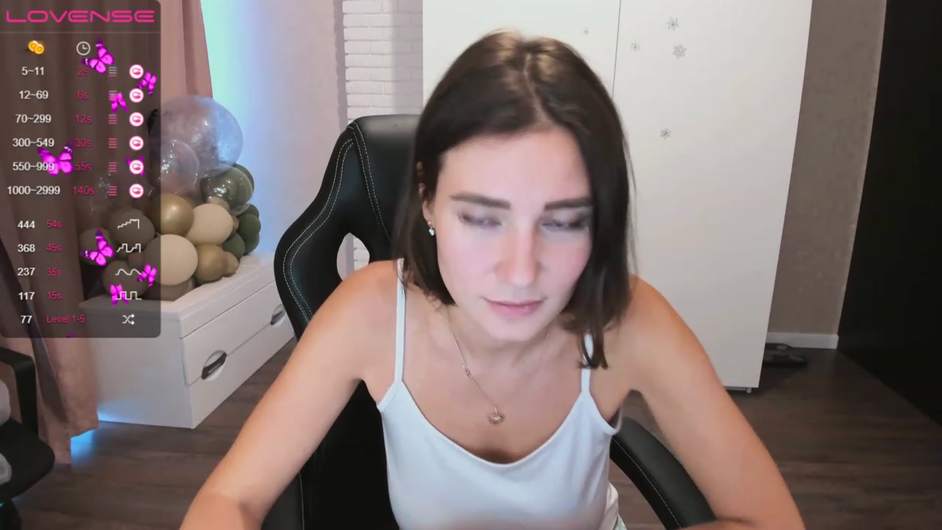 Gallery image thumbnail from HollyMollyy's myfreecams stream on, 07/01/2023, 17:49 image 8 of 20