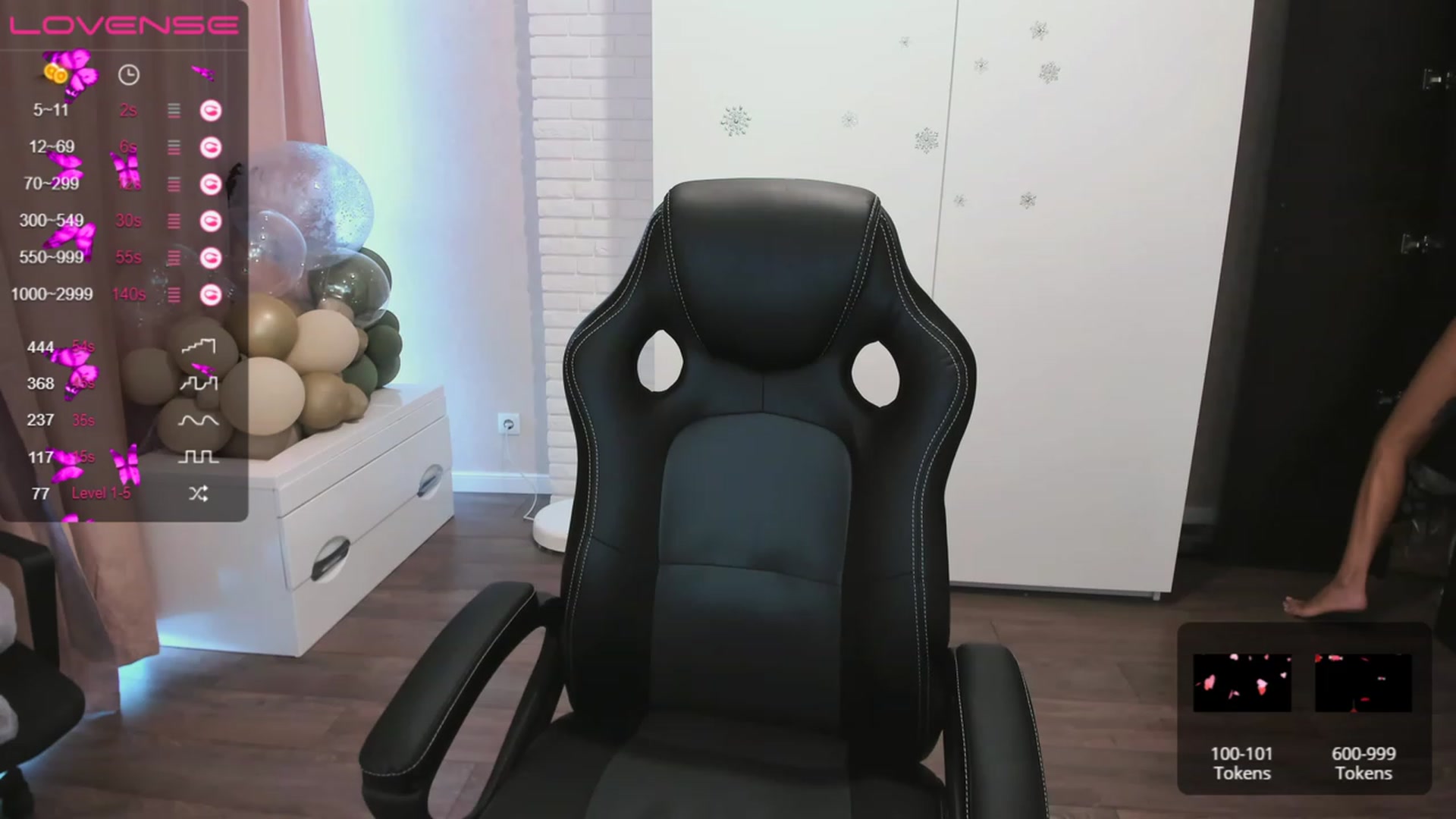 Gallery image thumbnail from HollyMollyy's myfreecams stream on, 07/01/2023, 17:49 image 2 of 20