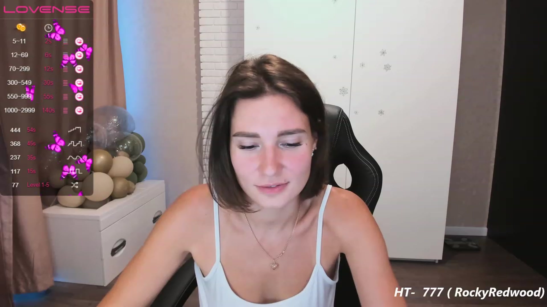 Gallery image thumbnail from HollyMollyy's myfreecams stream on, 07/05/2023, 17:33 image 16 of 20